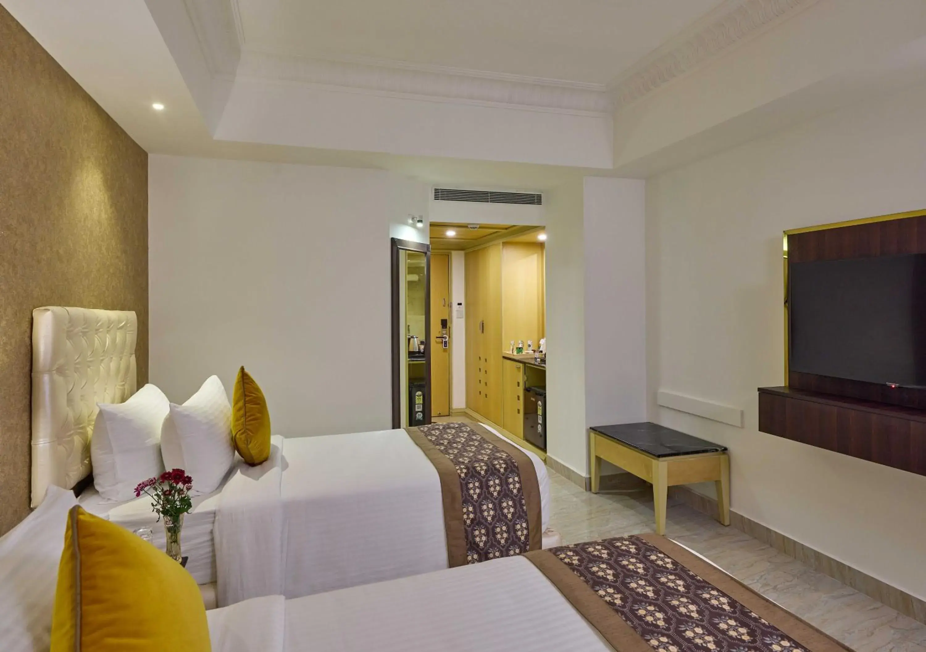 Standard Twin Room in Grand Continent Premiere - T Nagar Standard Twin Room in Grand Continent Premiere - T Nagar