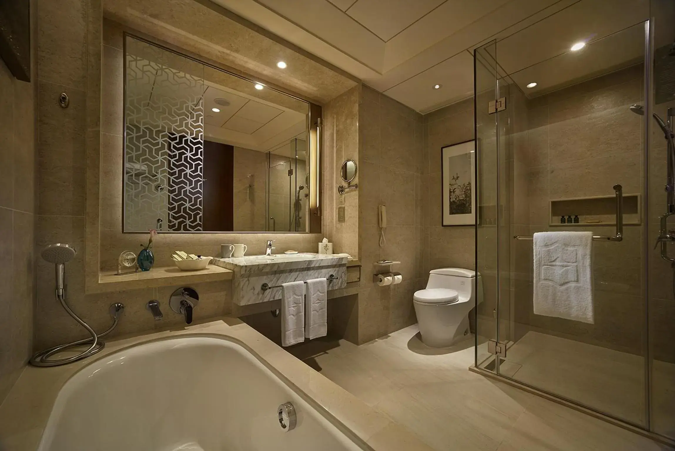 Bathroom in Shangri-La Tangshan Bathroom in Shangri-La Tangshan