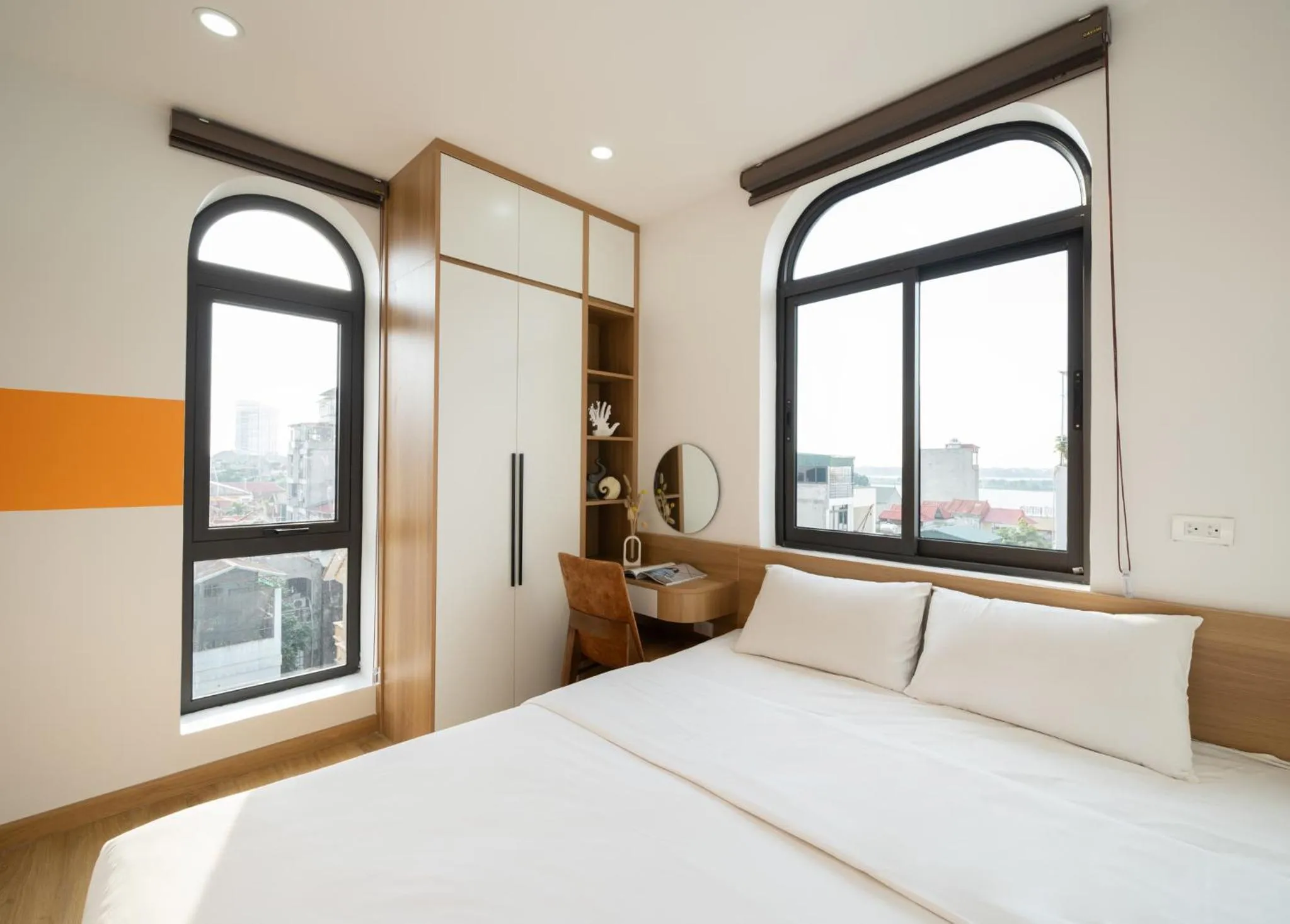 One-Bedroom Apartment with City View in The Harmony Red River Residence