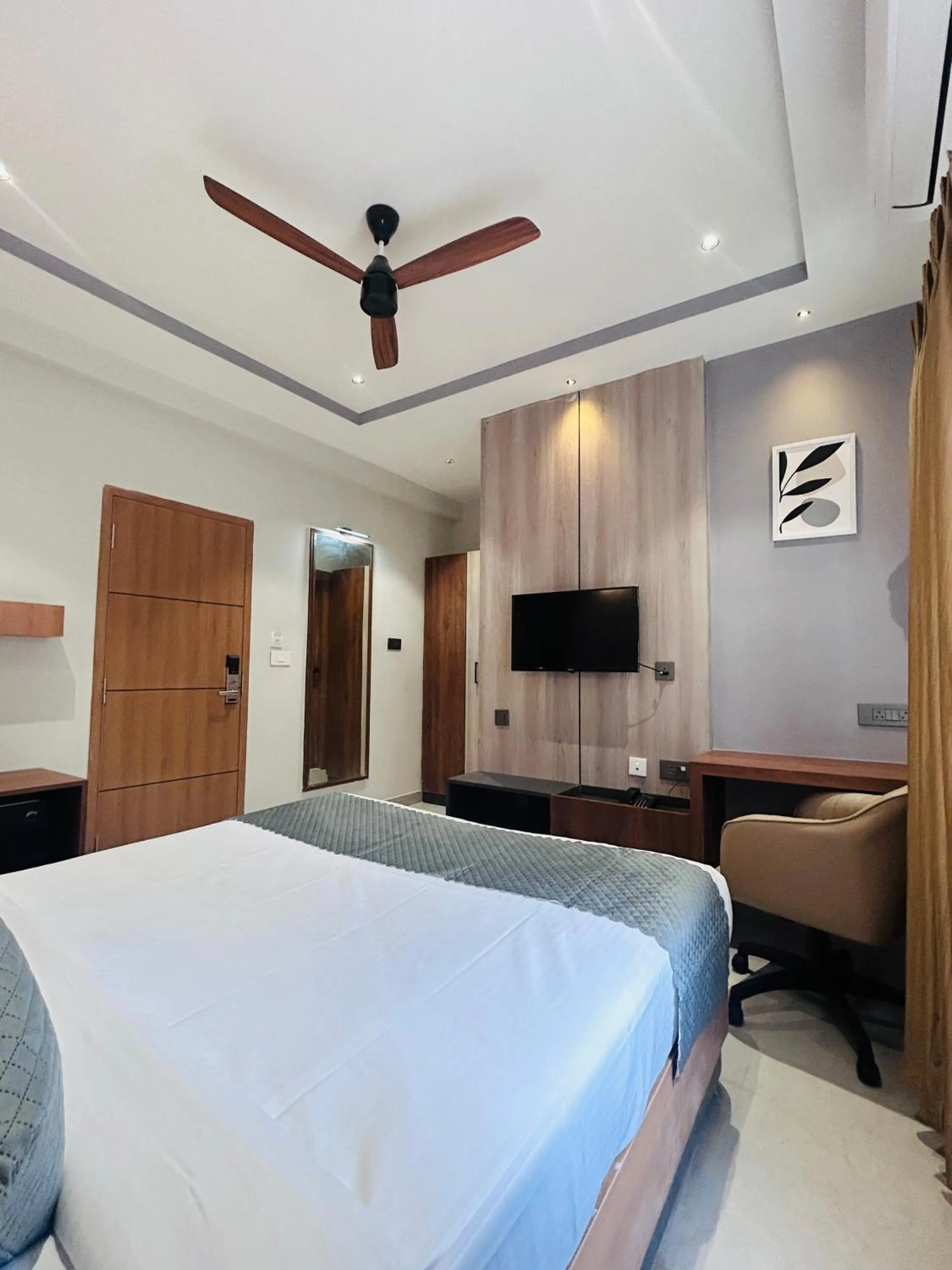 Bed in 23 Urban Square