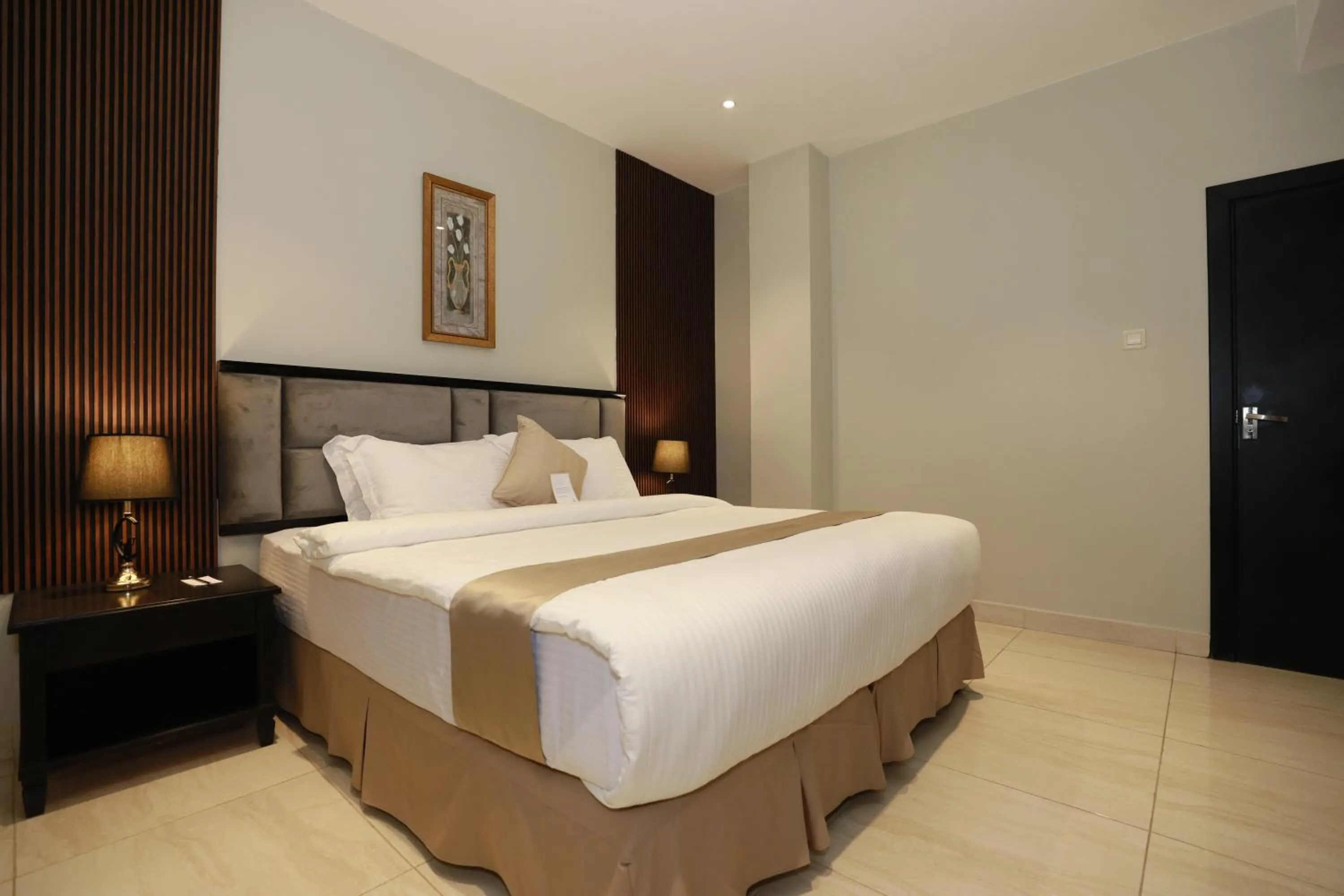 Bedroom in City Point Hotel