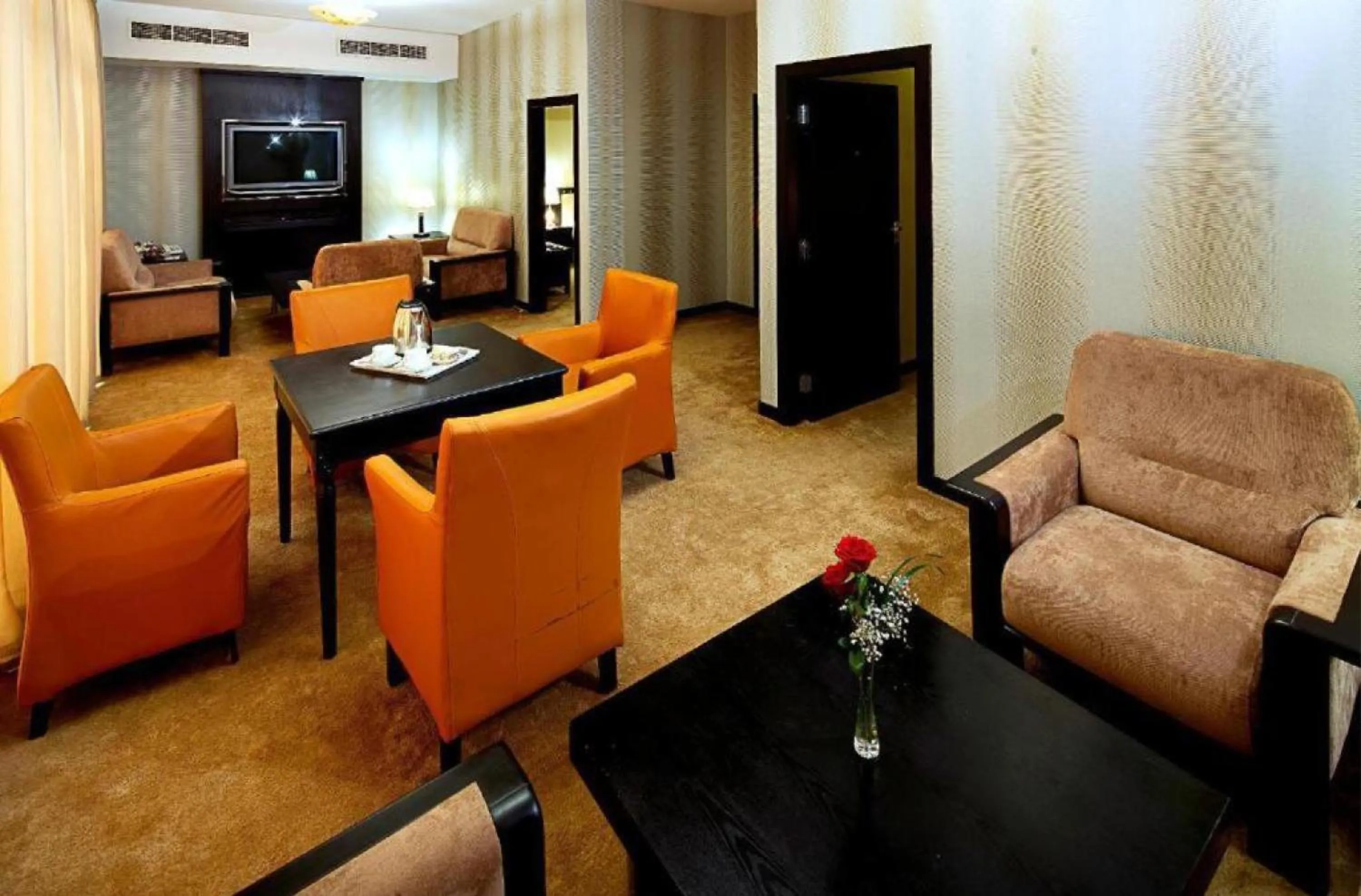 Living room in City Point Hotel