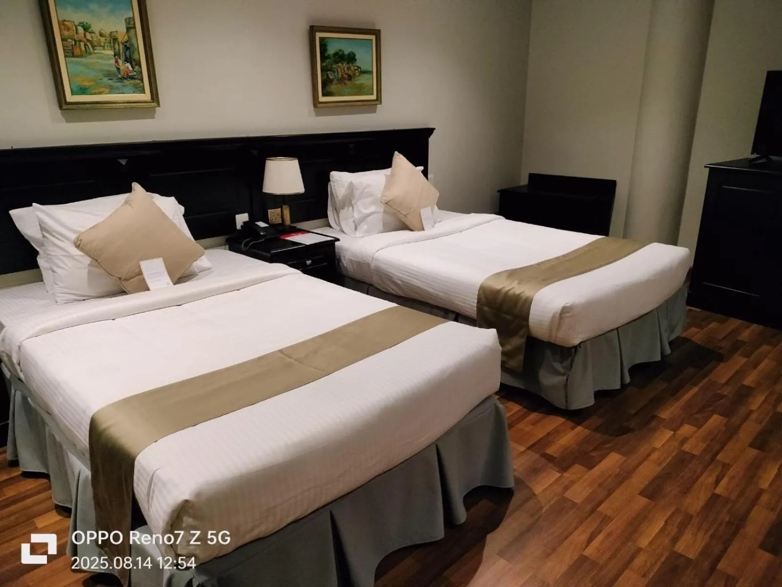 Bed in City Point Hotel