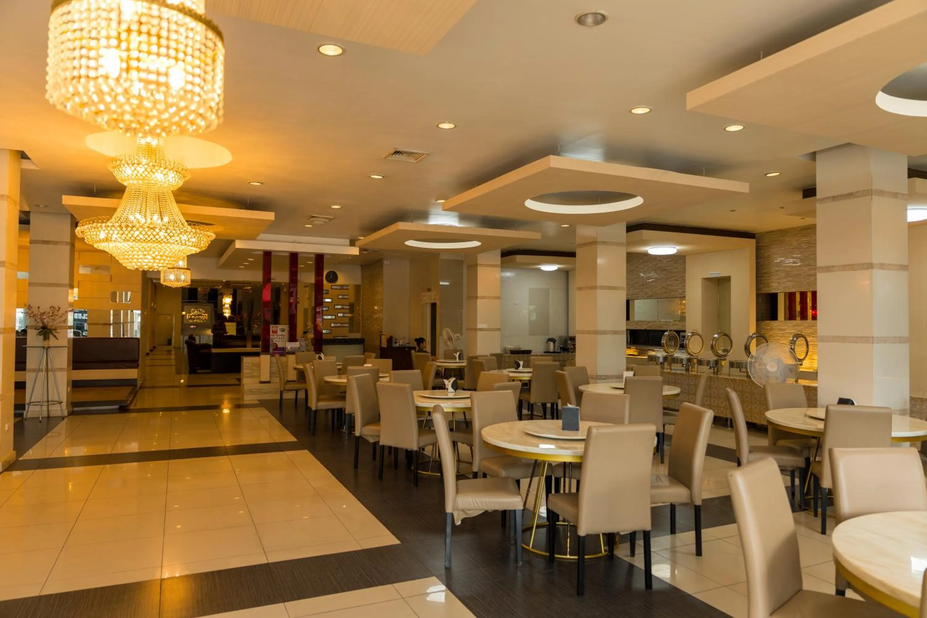 Restaurant/places to eat in Suncity Hotel Pattaya