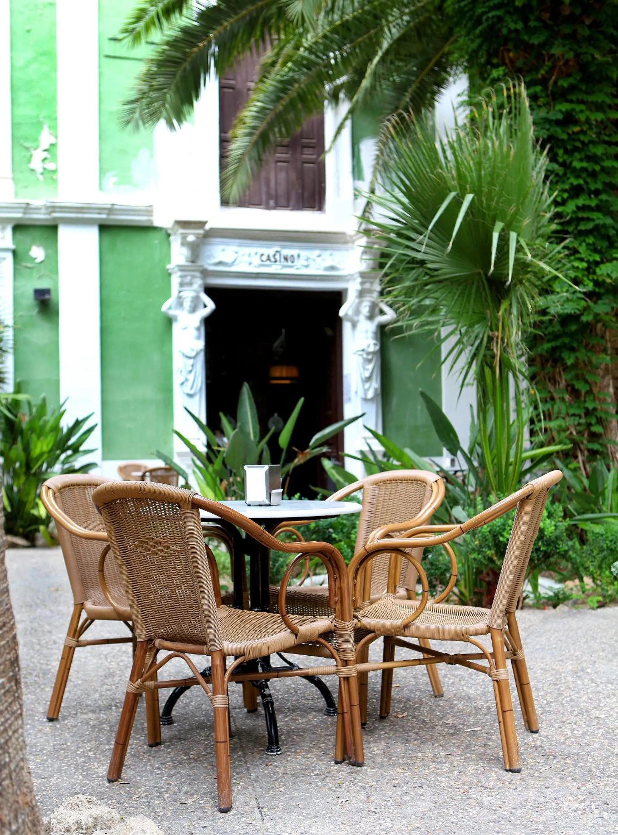 Facade/entrance in Balneario de Archena - Hotel León