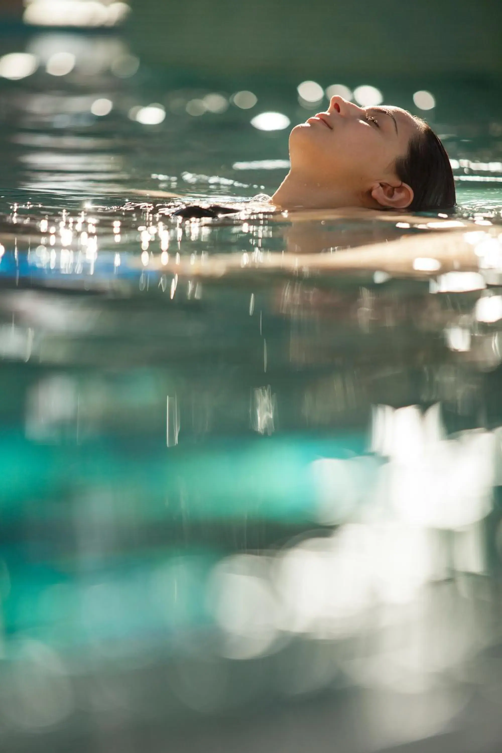 Swimming pool in Balneario de Archena - Hotel León Swimming pool in Balneario de Archena - Hotel León