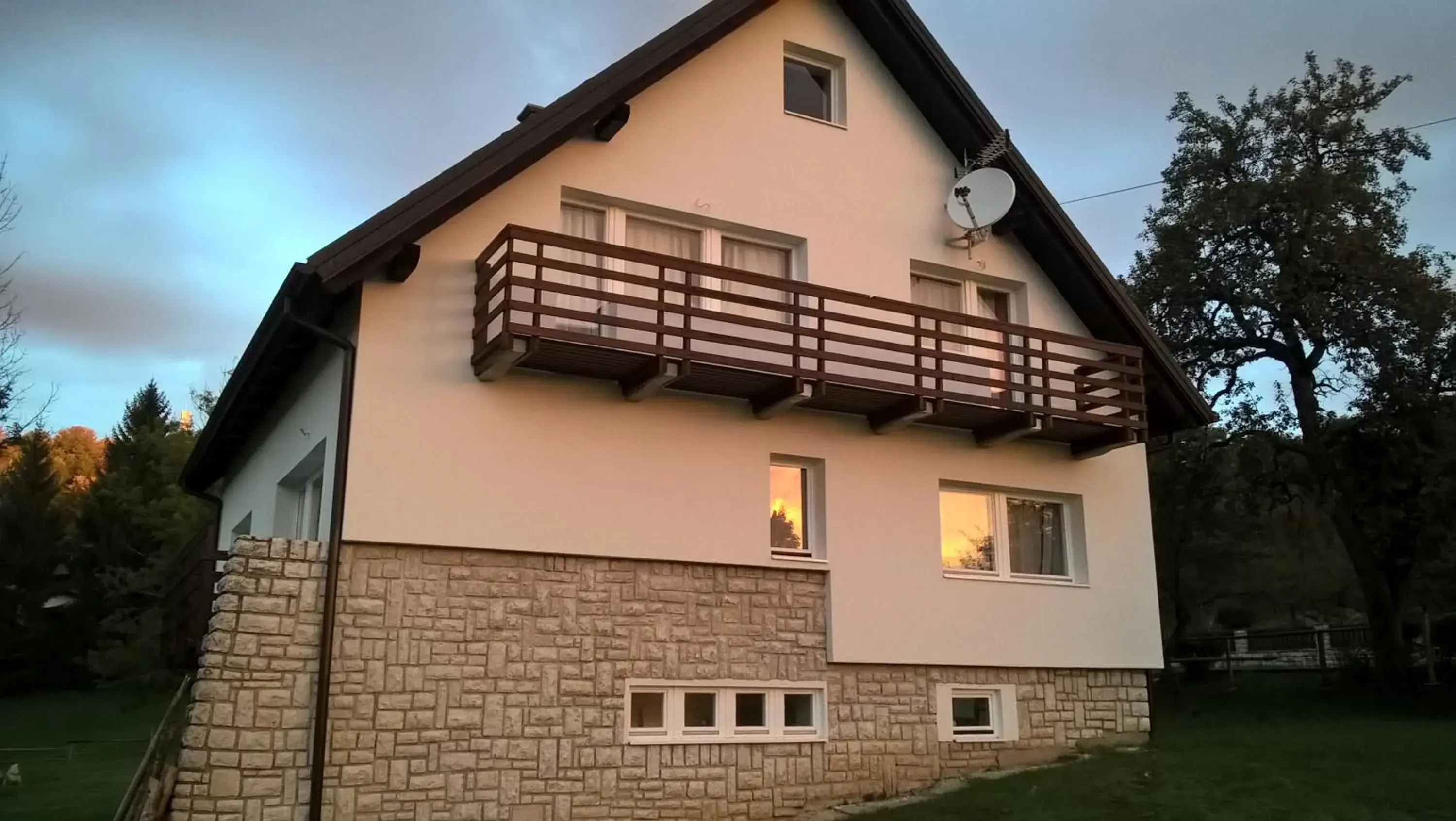 Property building in Guesthouse Bor Plitvice Lakes Property building in Guesthouse Bor Plitvice Lakes