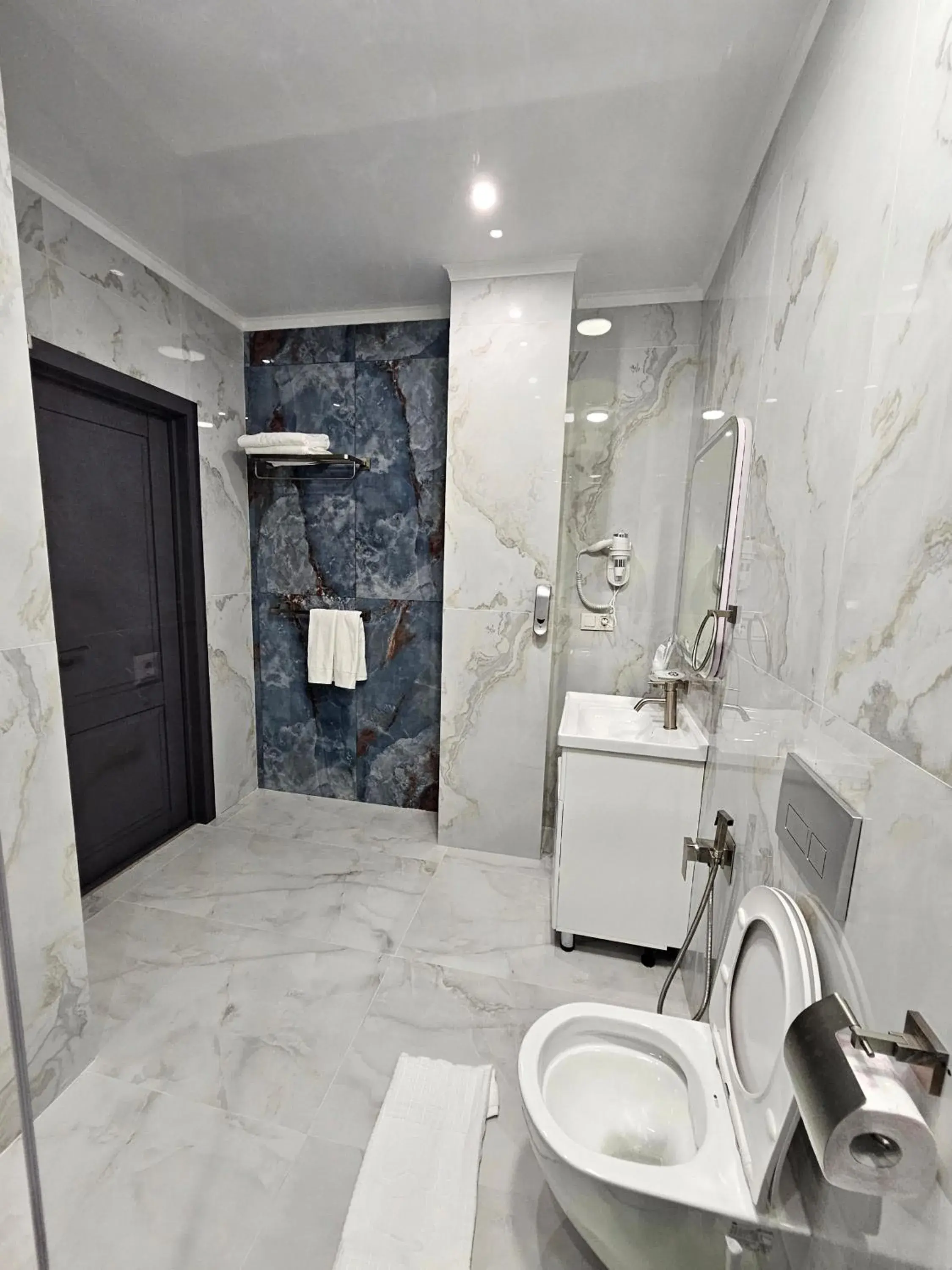Twin Room with Private Bathroom - single occupancy in Palmira Hotel Bishkek Twin Room with Private Bathroom - single occupancy in Palmira Hotel Bishkek