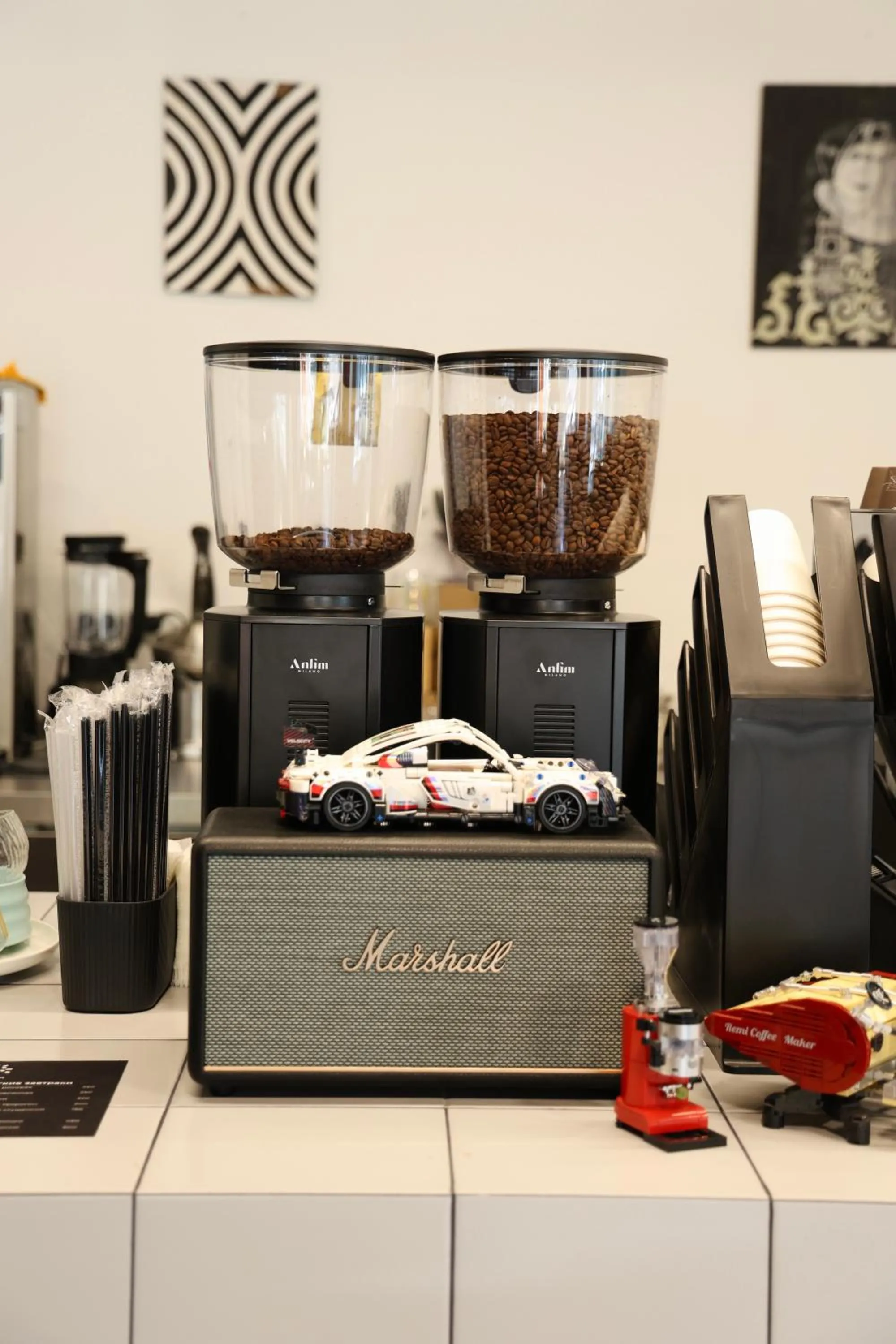 Coffee/tea facilities in Palmira Hotel Bishkek