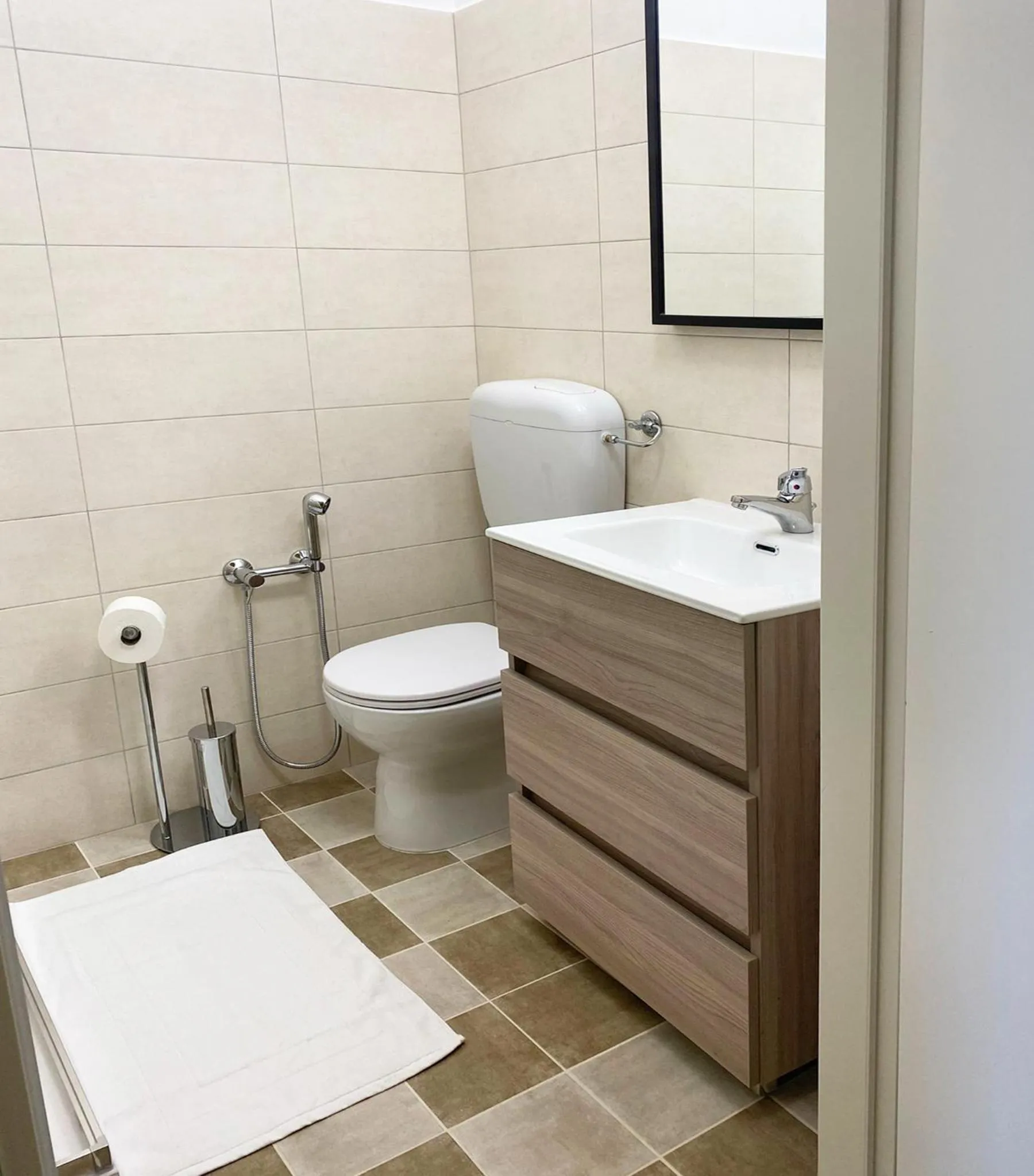 Shower in La Finestra sul Fiume