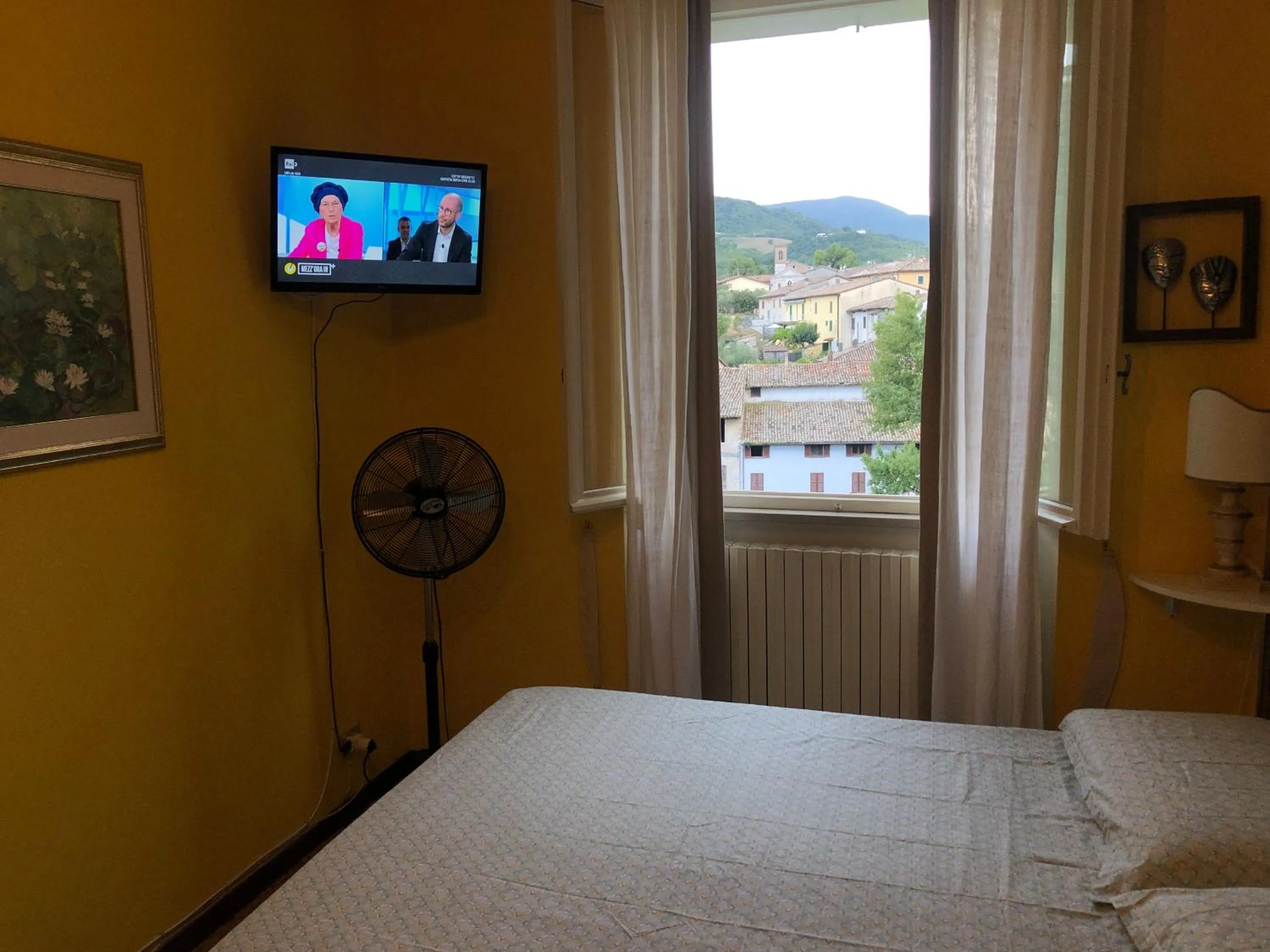 TV and multimedia, Bed in La Finestra sul Fiume