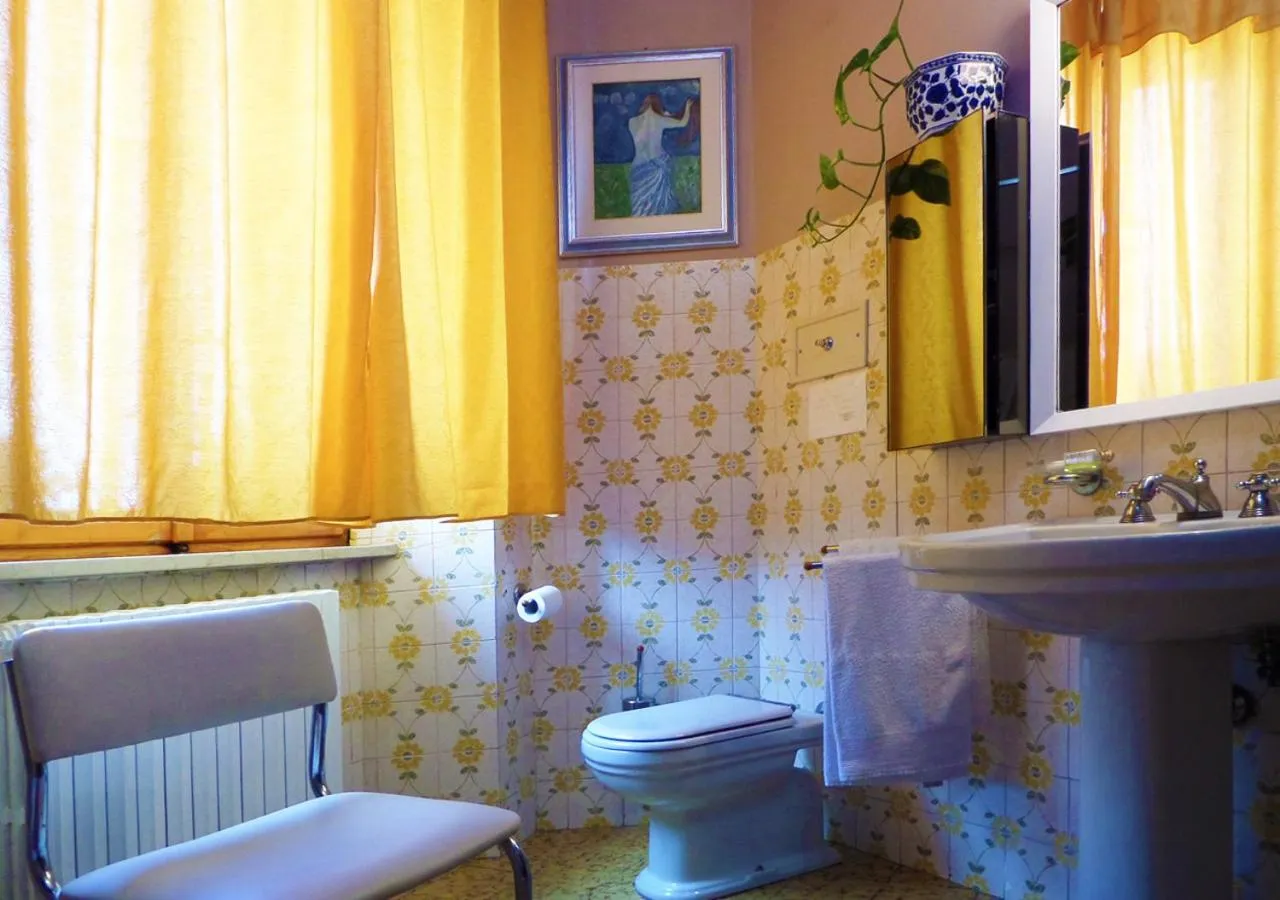 Toilet in La Finestra sul Fiume