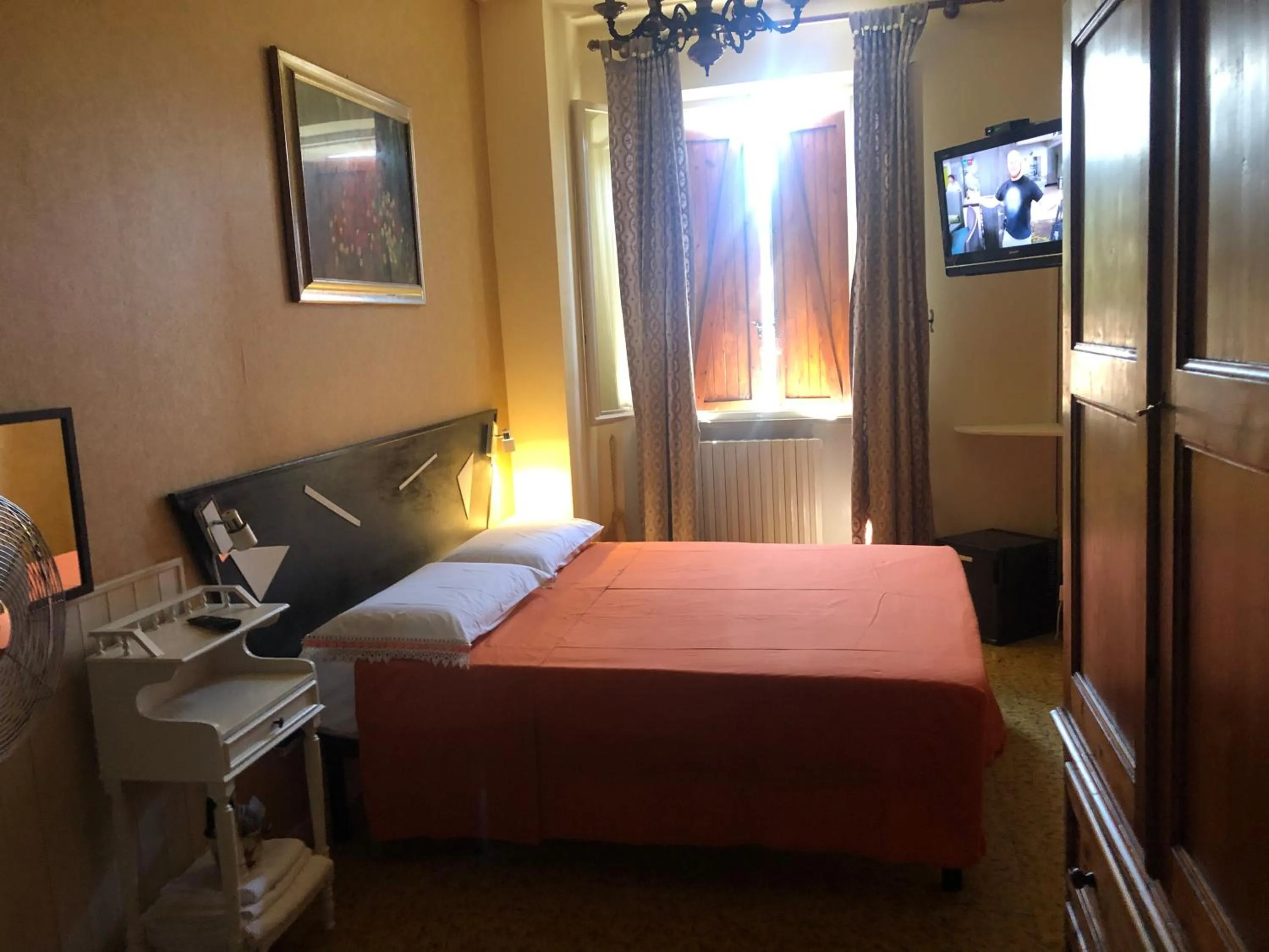 TV and multimedia, Bed in La Finestra sul Fiume