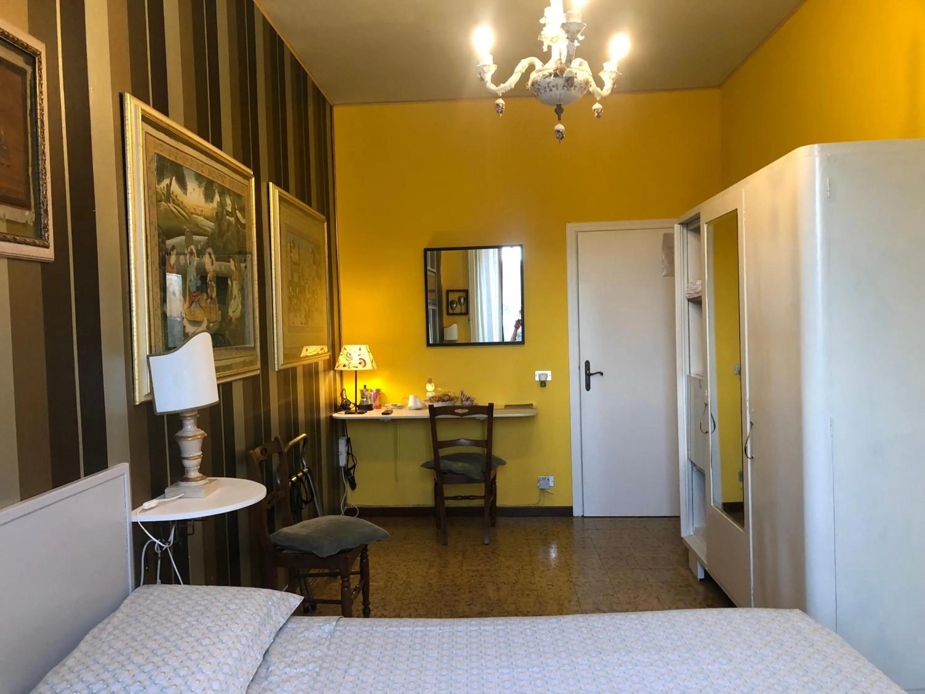 Bedroom, Bed in La Finestra sul Fiume