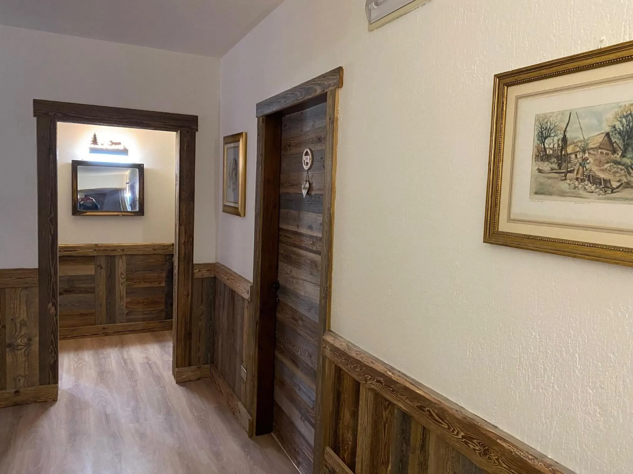 Bedroom in Hotel Le Clou