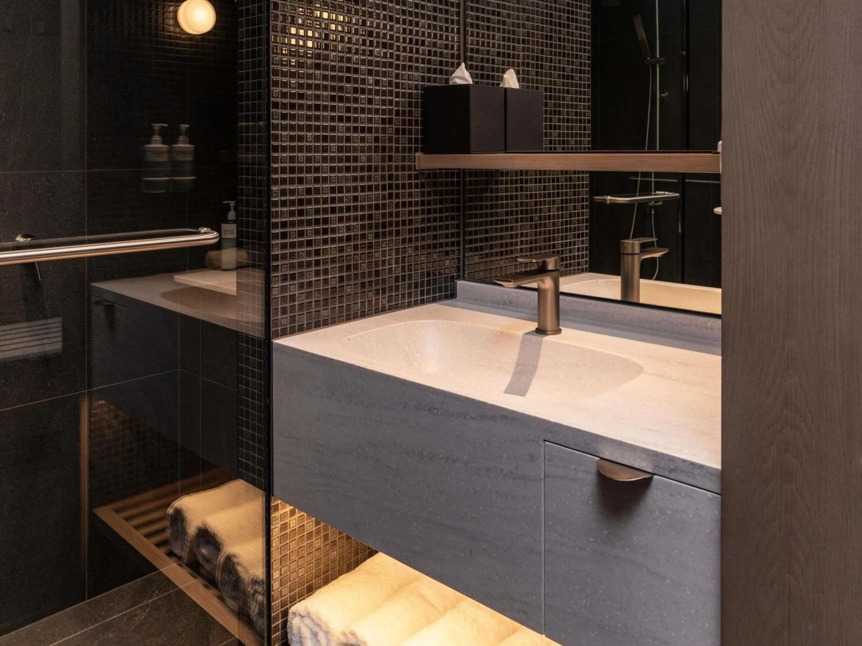 Bedroom in Novotel Sydney Cabramatta