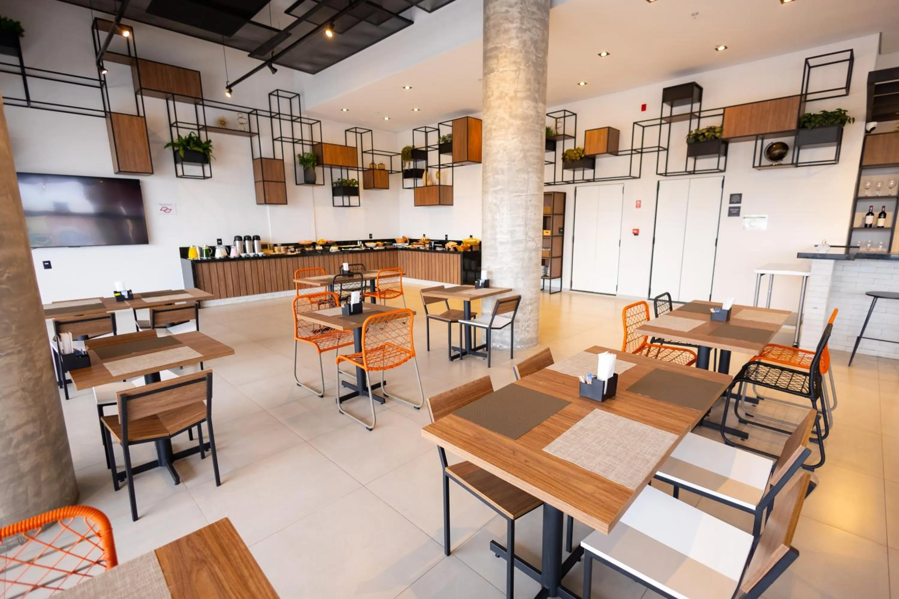 Restaurant/places to eat in Ibis Votuporanga