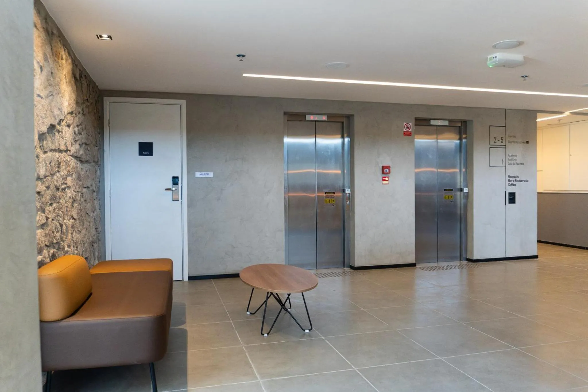 elevator in ibis Arcoverde