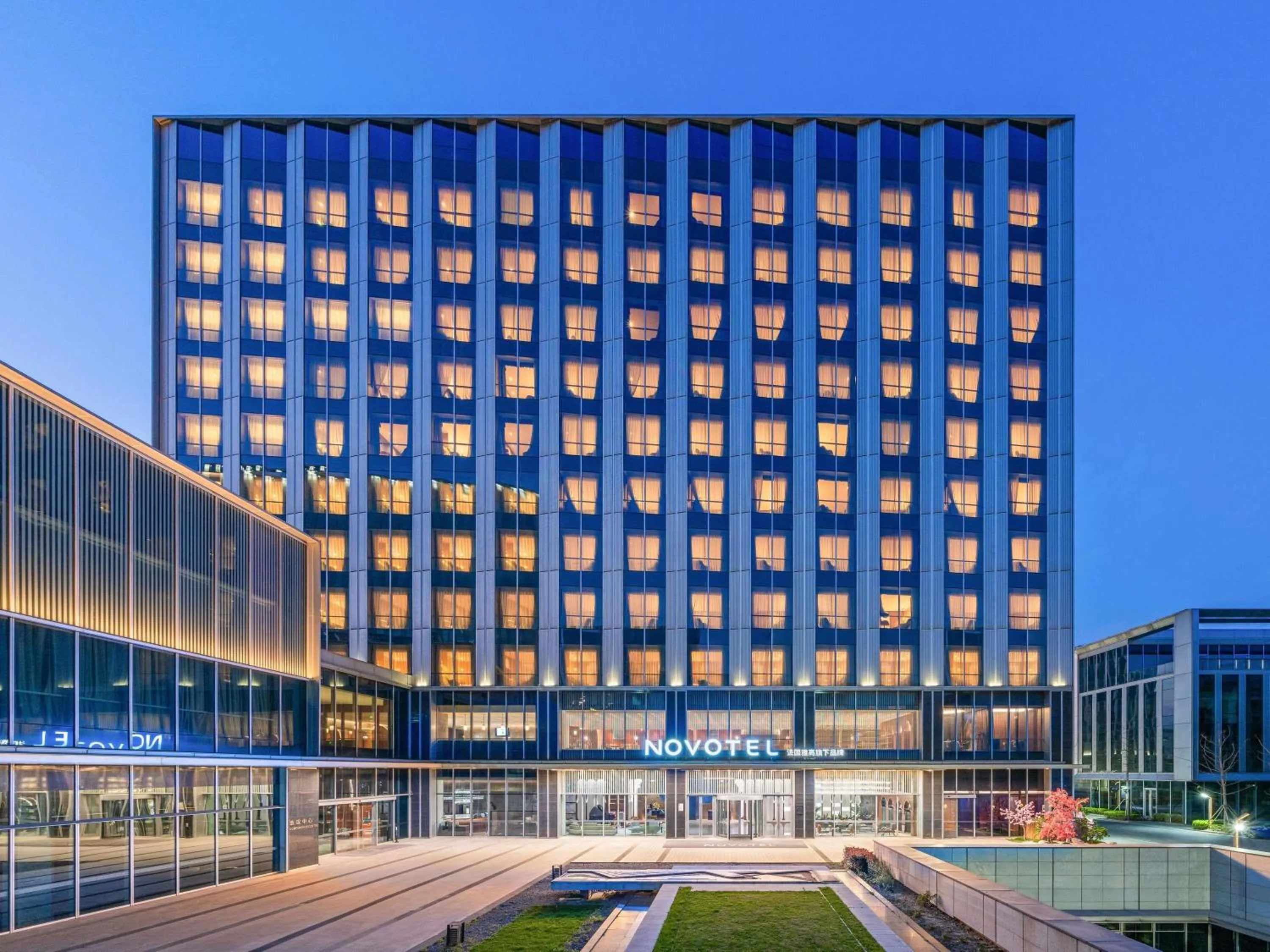 Property building in Novotel Shanghai Baoshan Jiusi