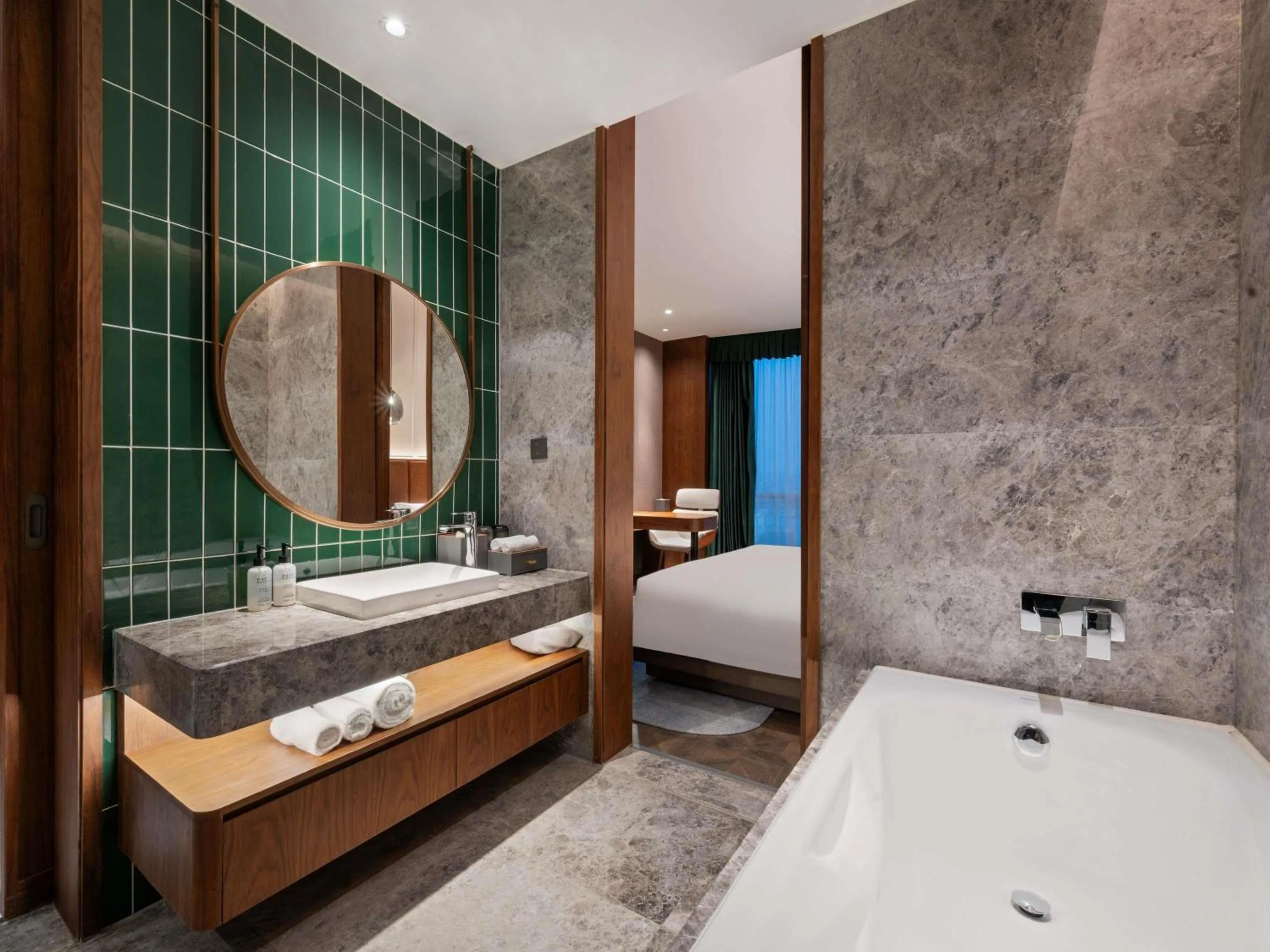 Bedroom, Bed in Novotel Shanghai Baoshan Jiusi