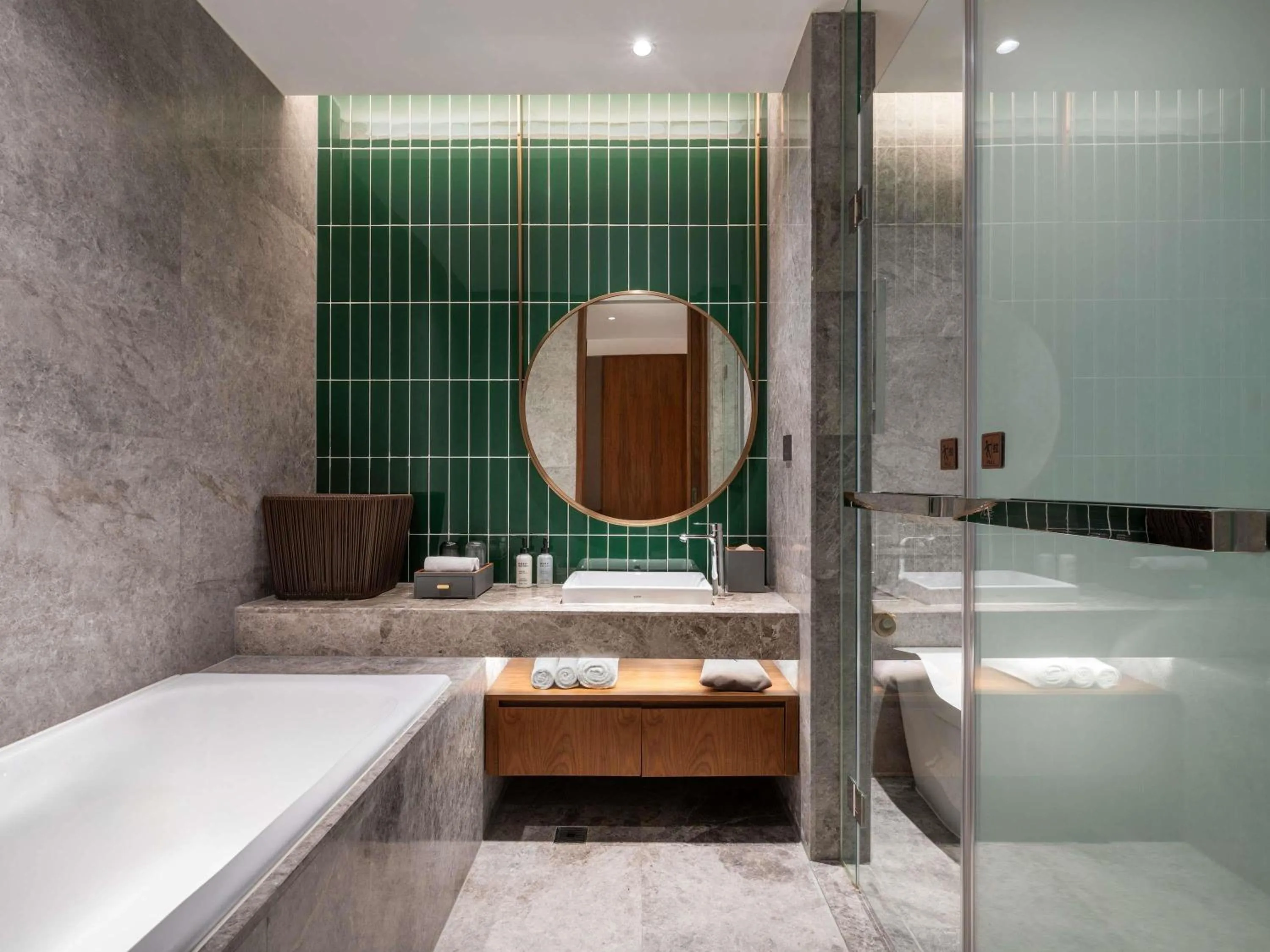 Bedroom in Novotel Shanghai Baoshan Jiusi