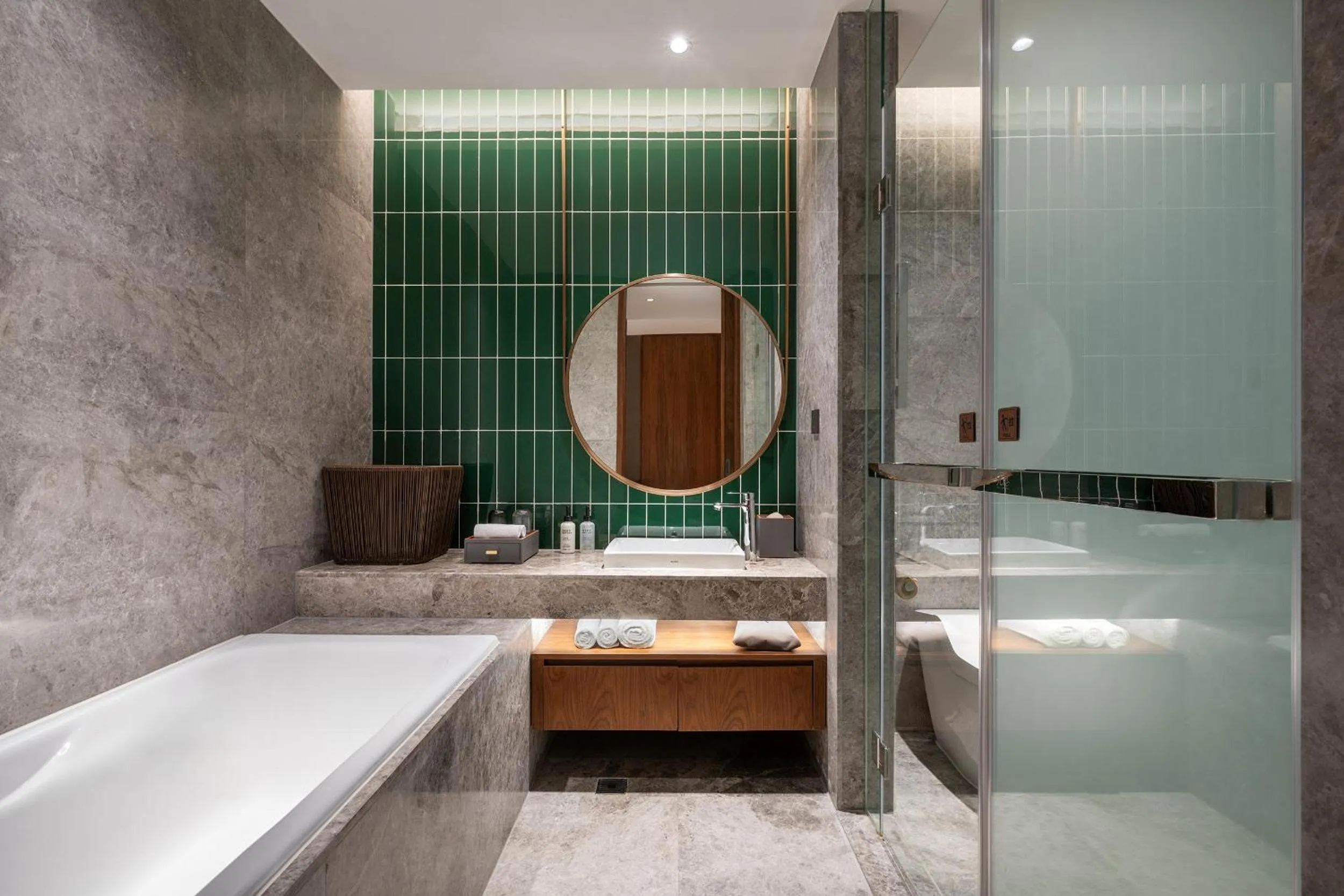 Shower in Novotel Shanghai Baoshan Jiusi