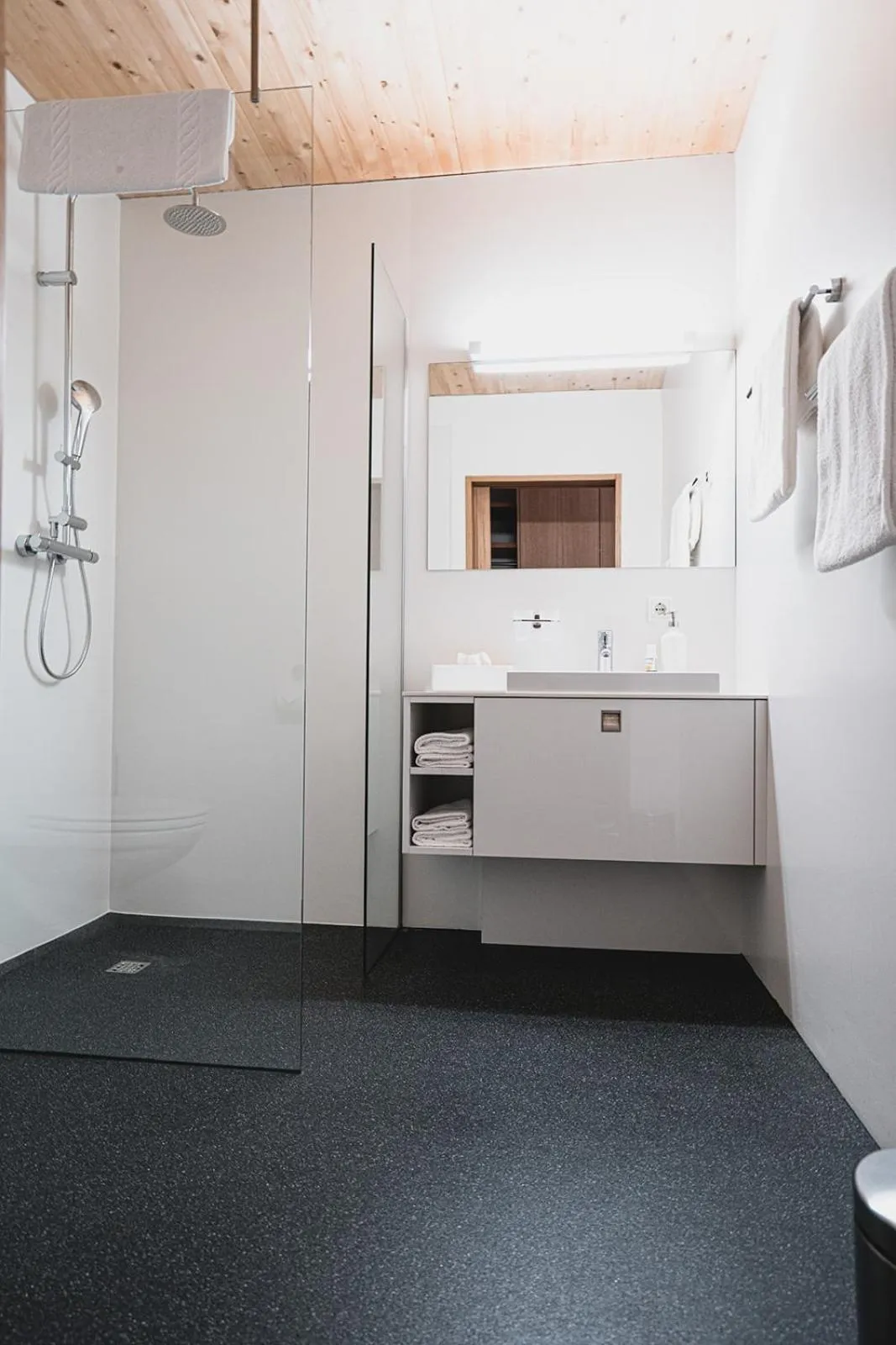 Bathroom in Schettereggerhof