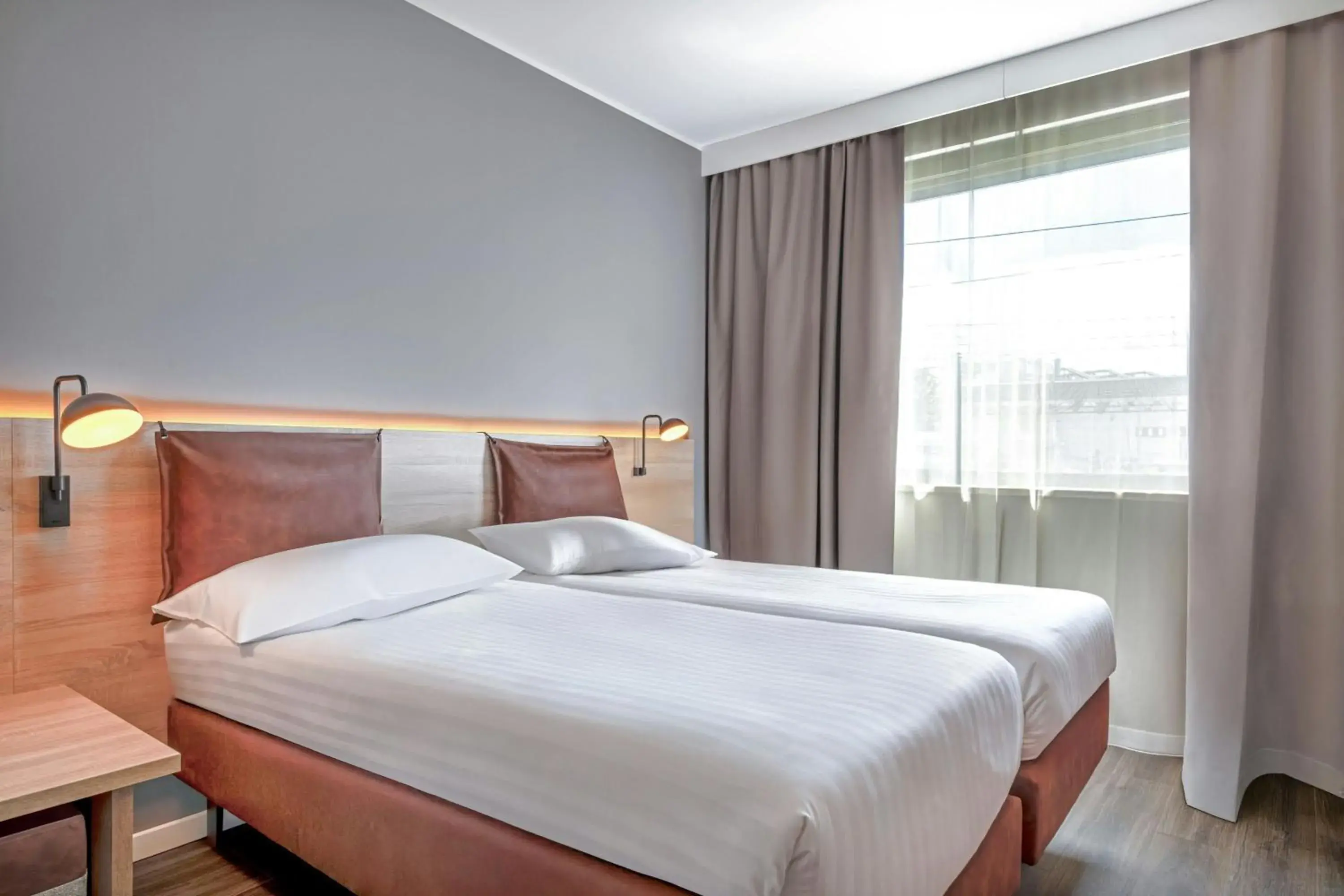 Sleeper Twin Room in Moxy Verona Sleeper Twin Room in Moxy Verona