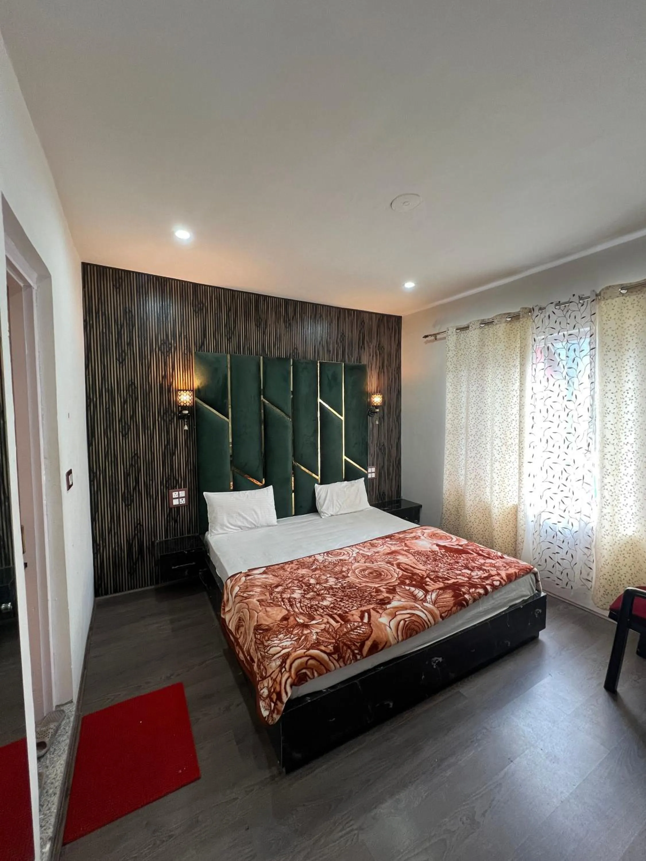Pearl Residency