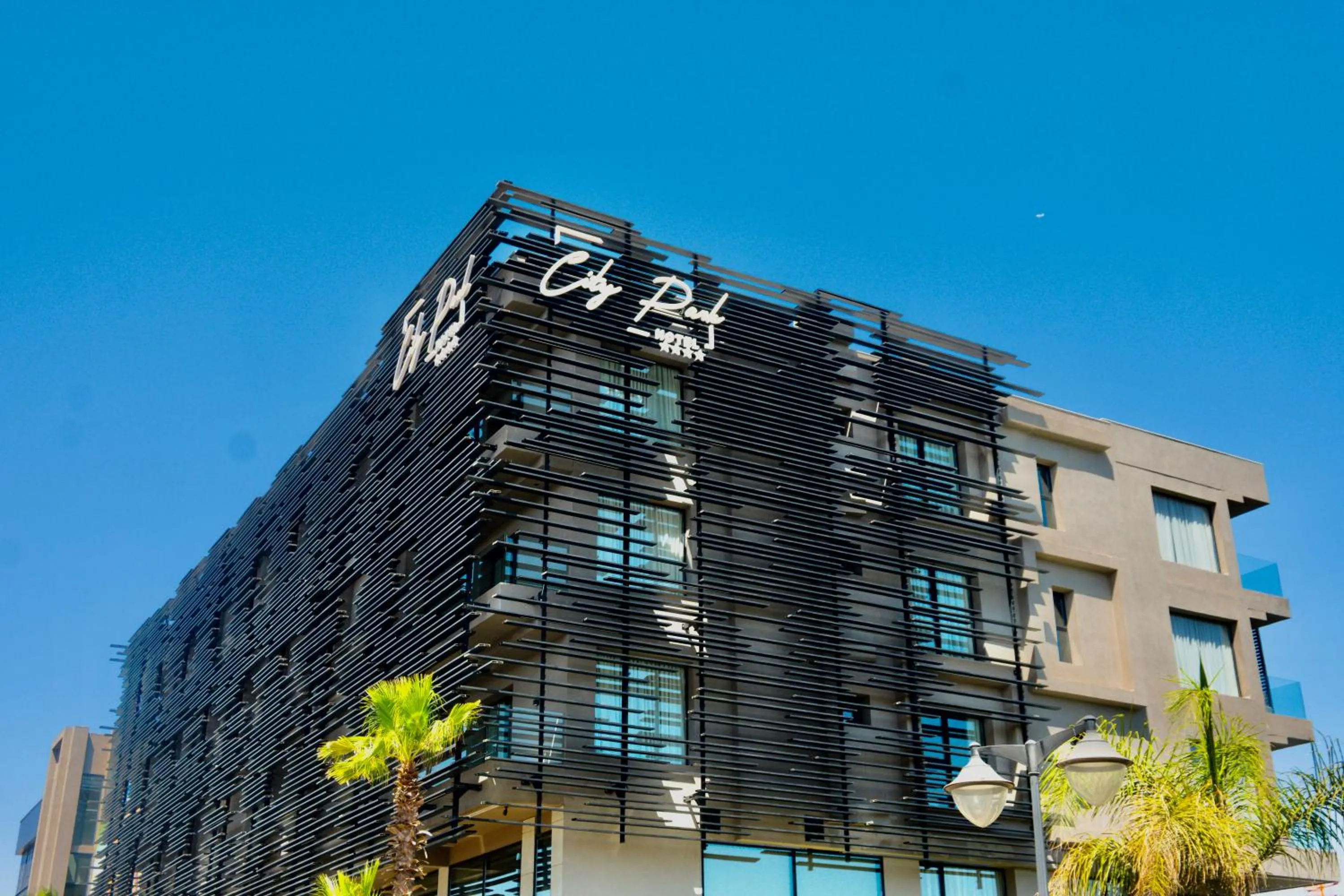 Property building in City Park Hôtel