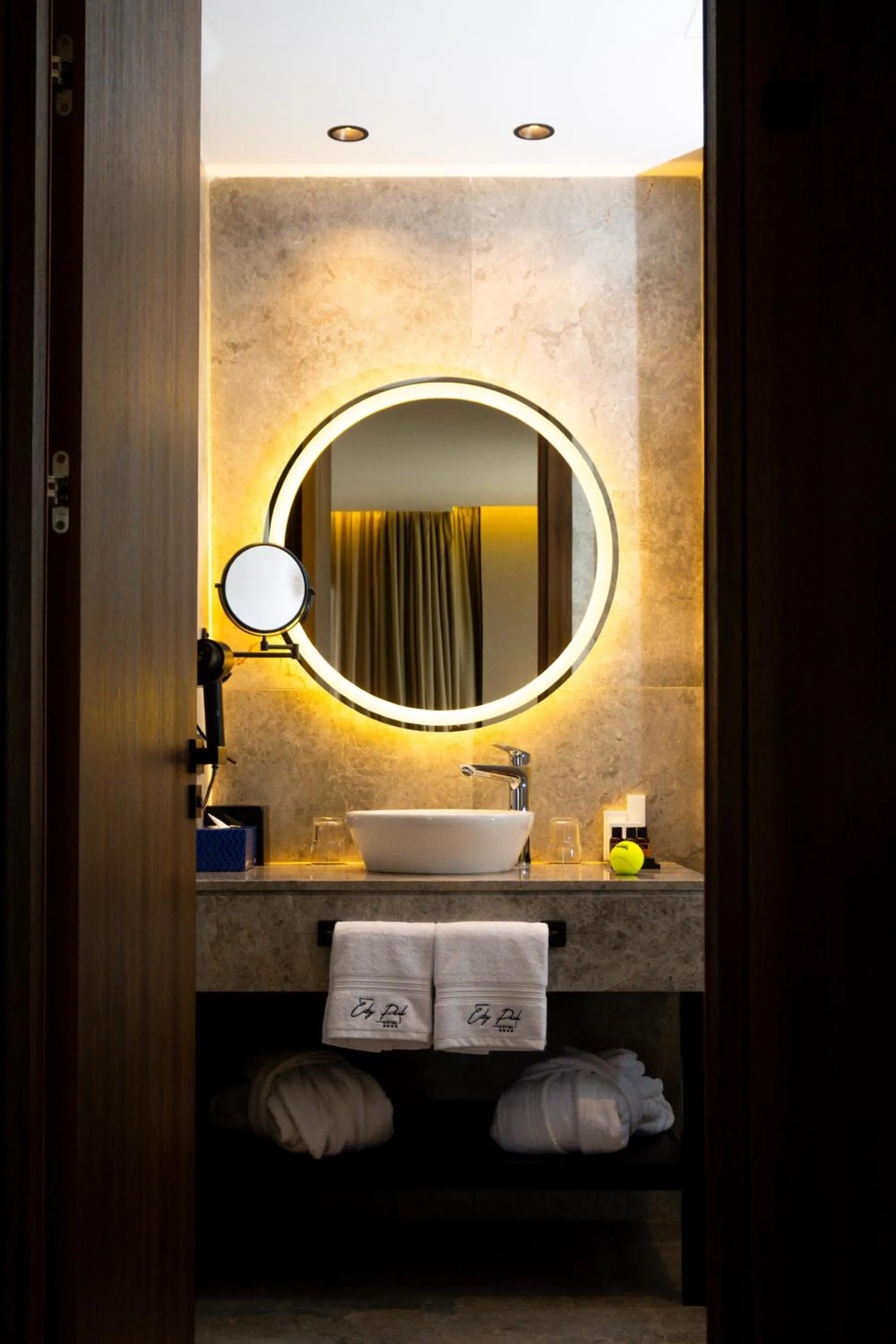 Bathroom in City Park Hôtel