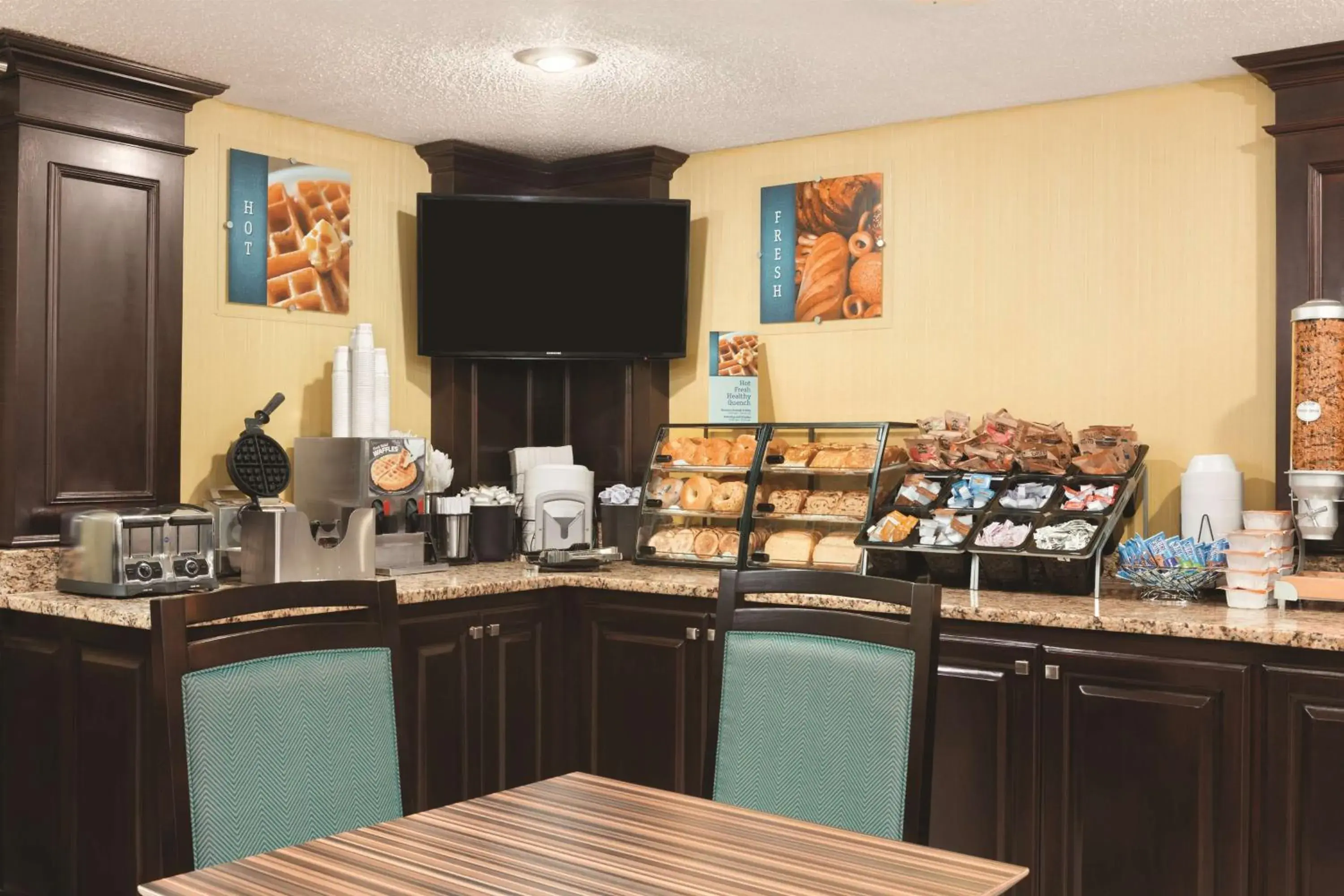 Restaurant/places to eat in Best Western Inn Florence Restaurant/places to eat in Best Western Inn Florence