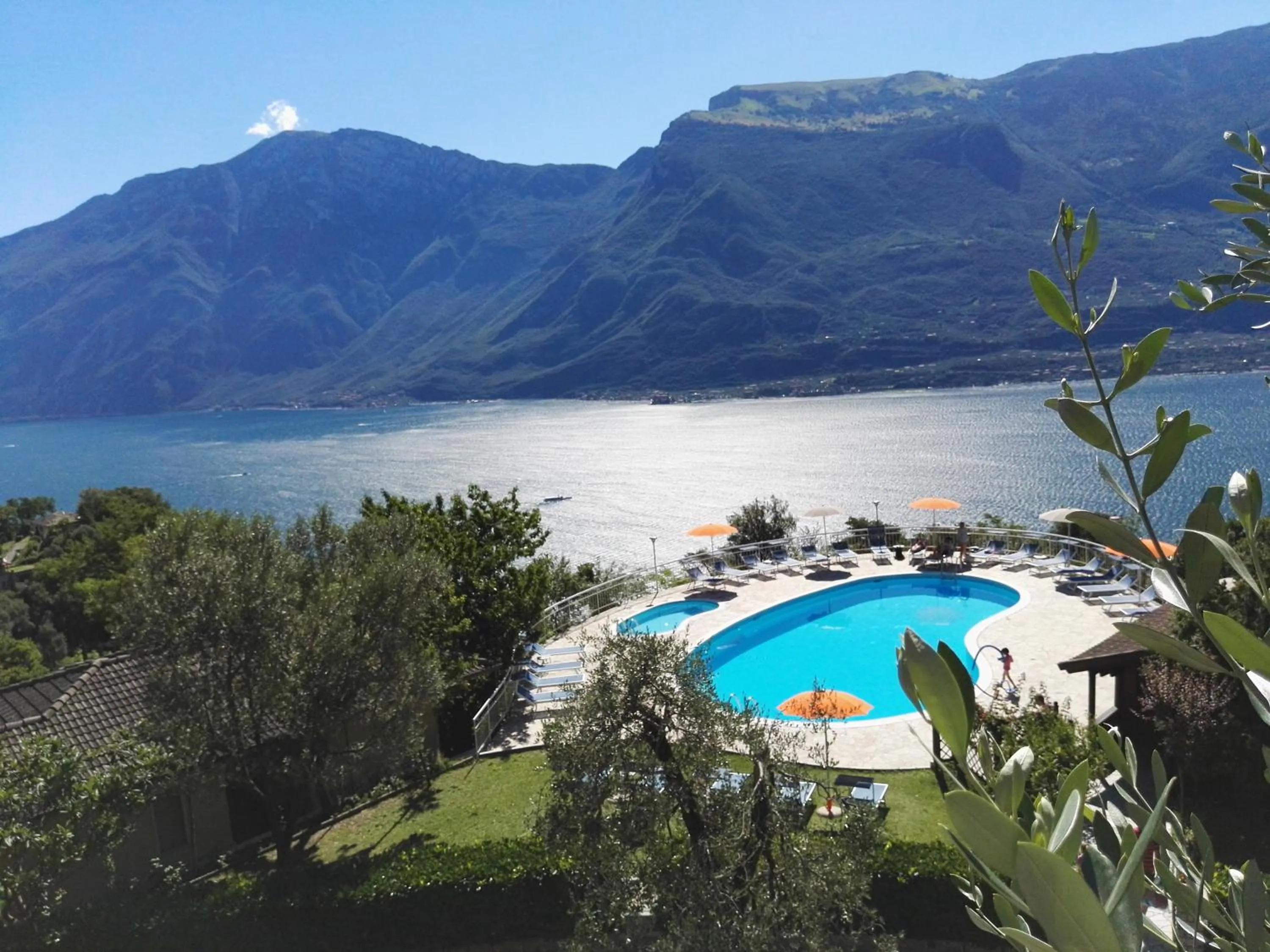 Lake view in Residence Hotel Maxi