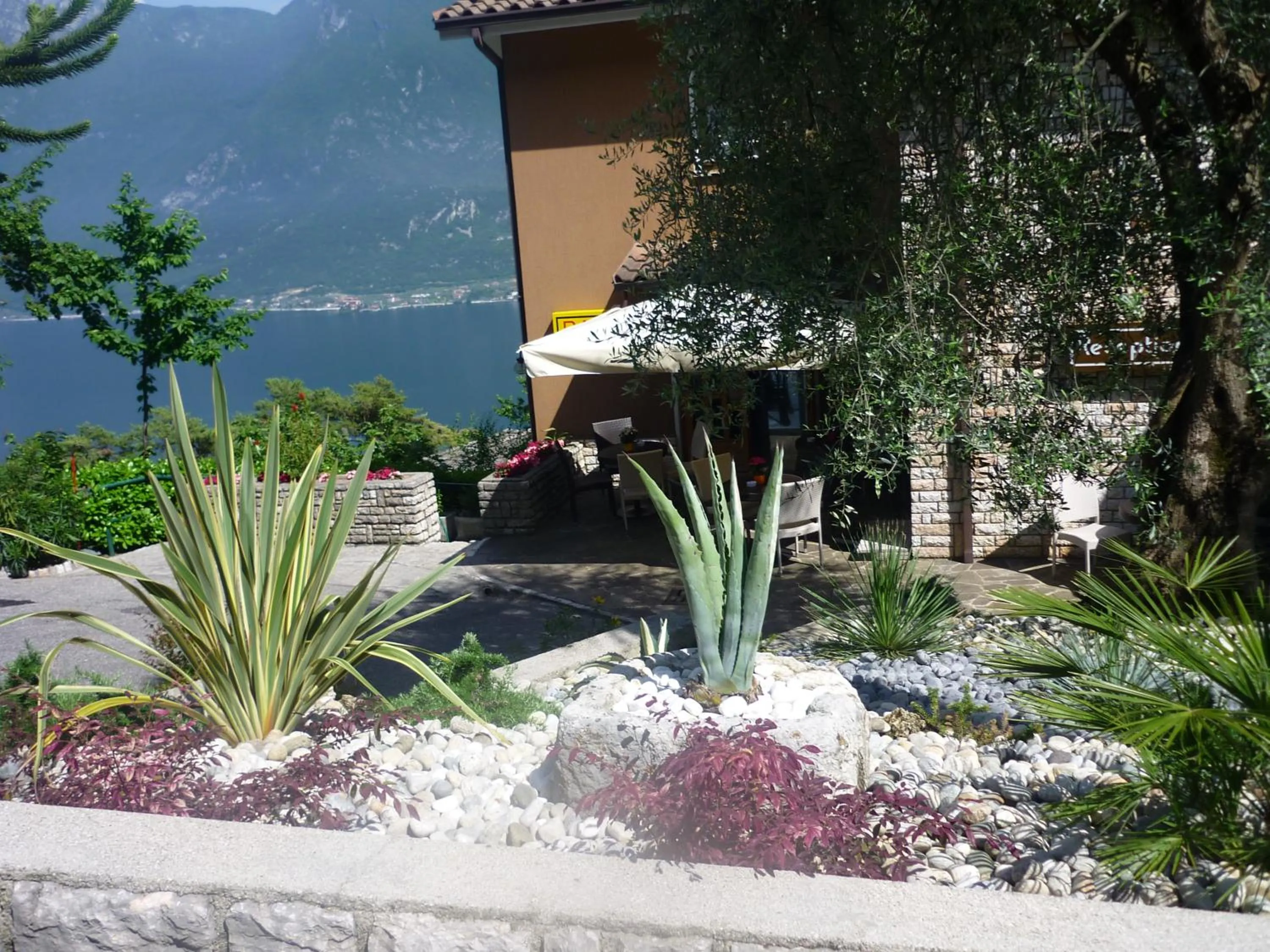 Garden in Residence Hotel Maxi