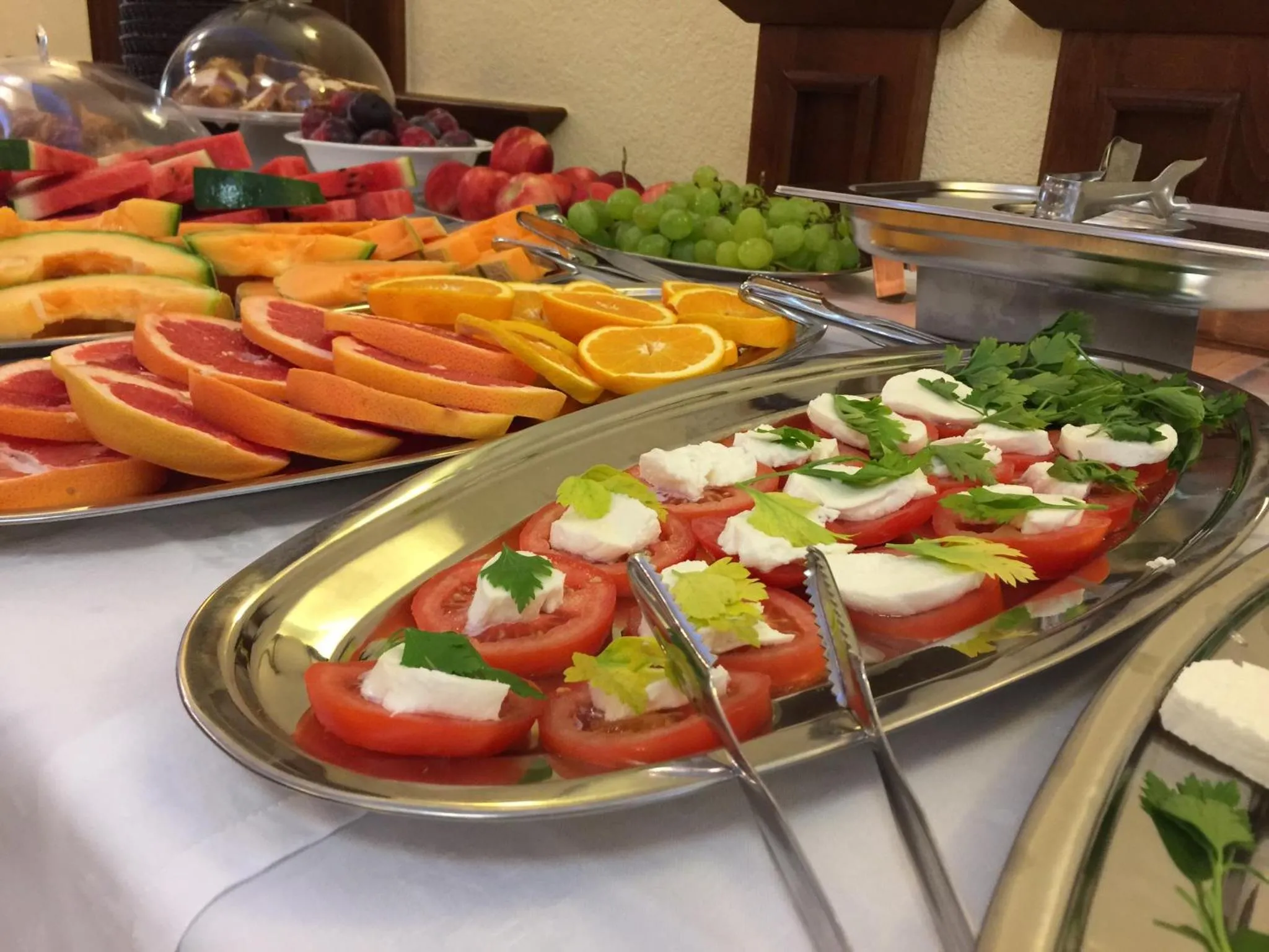 Food and drinks in Guest House Neho