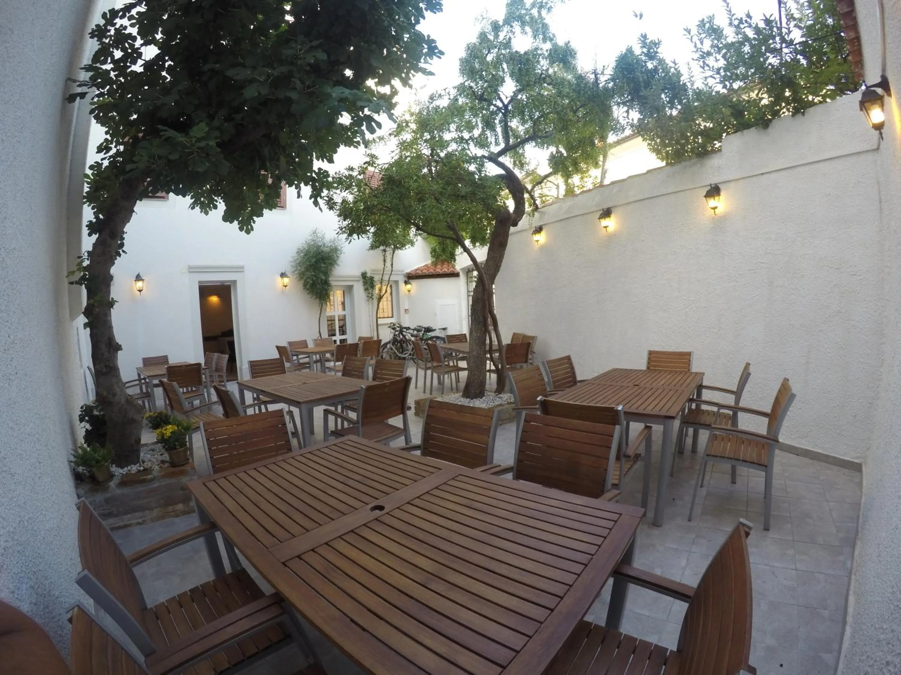 Patio in Guest House Neho