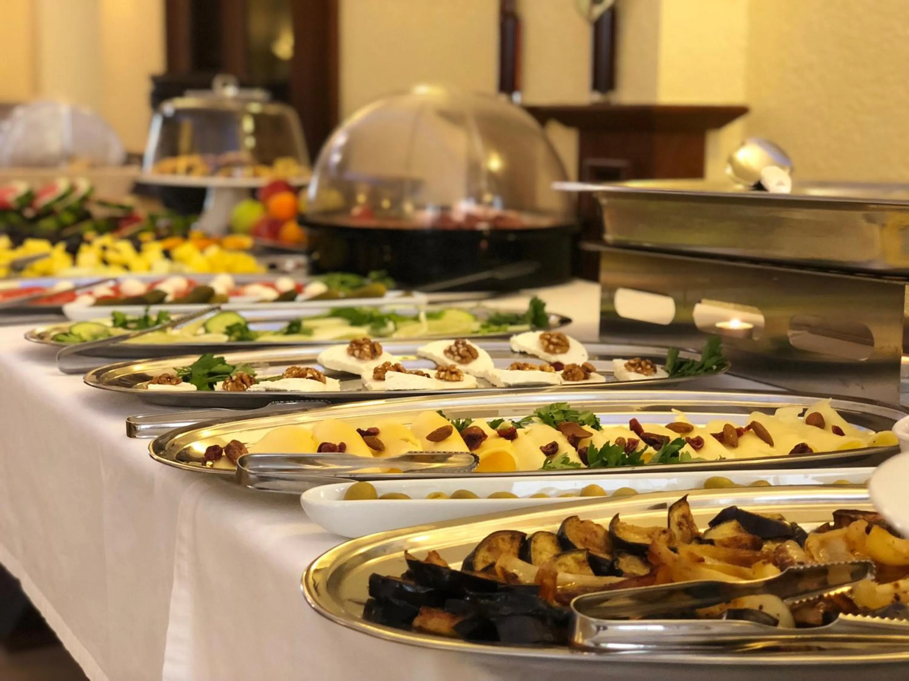 Food and drinks in Guest House Neho