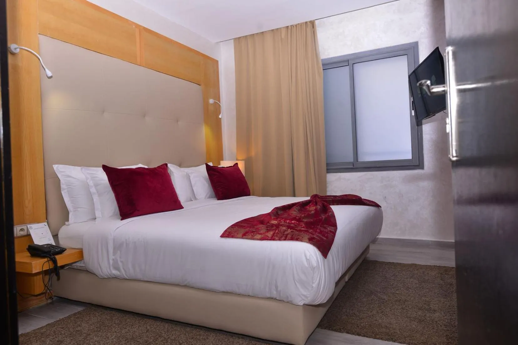 Bed in Le 135 appart hotel