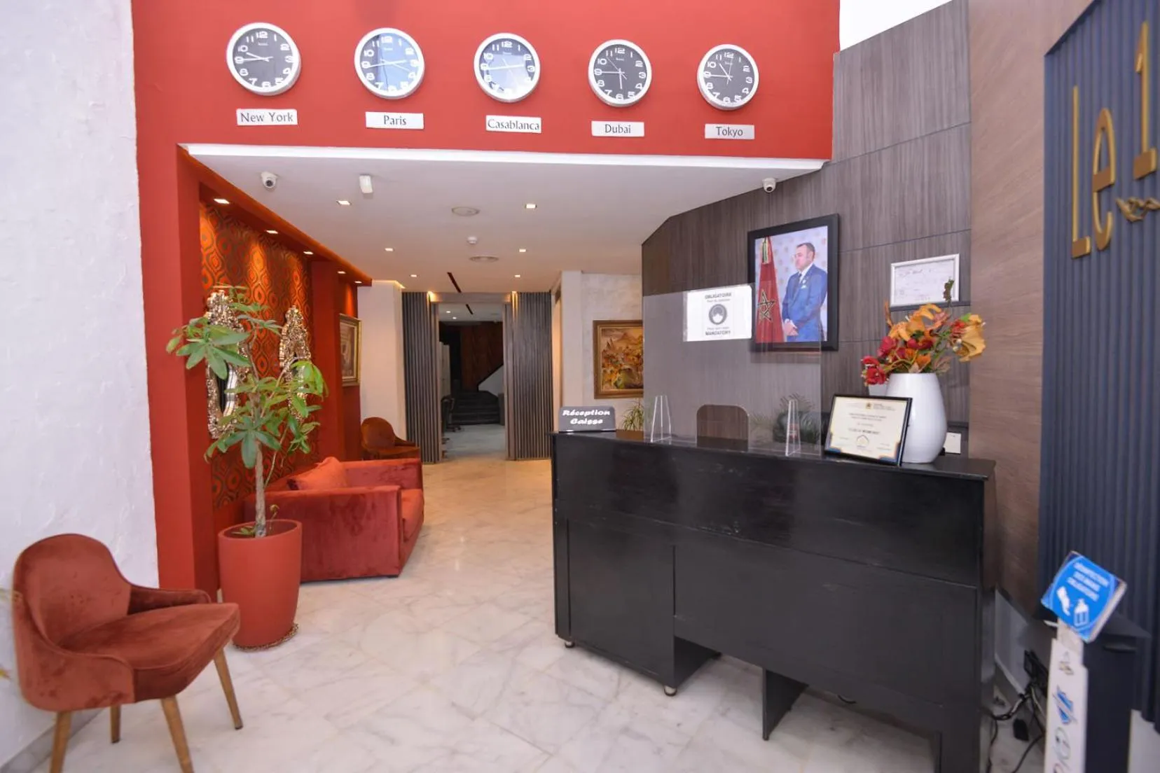 Lobby or reception in Le 135 appart hotel