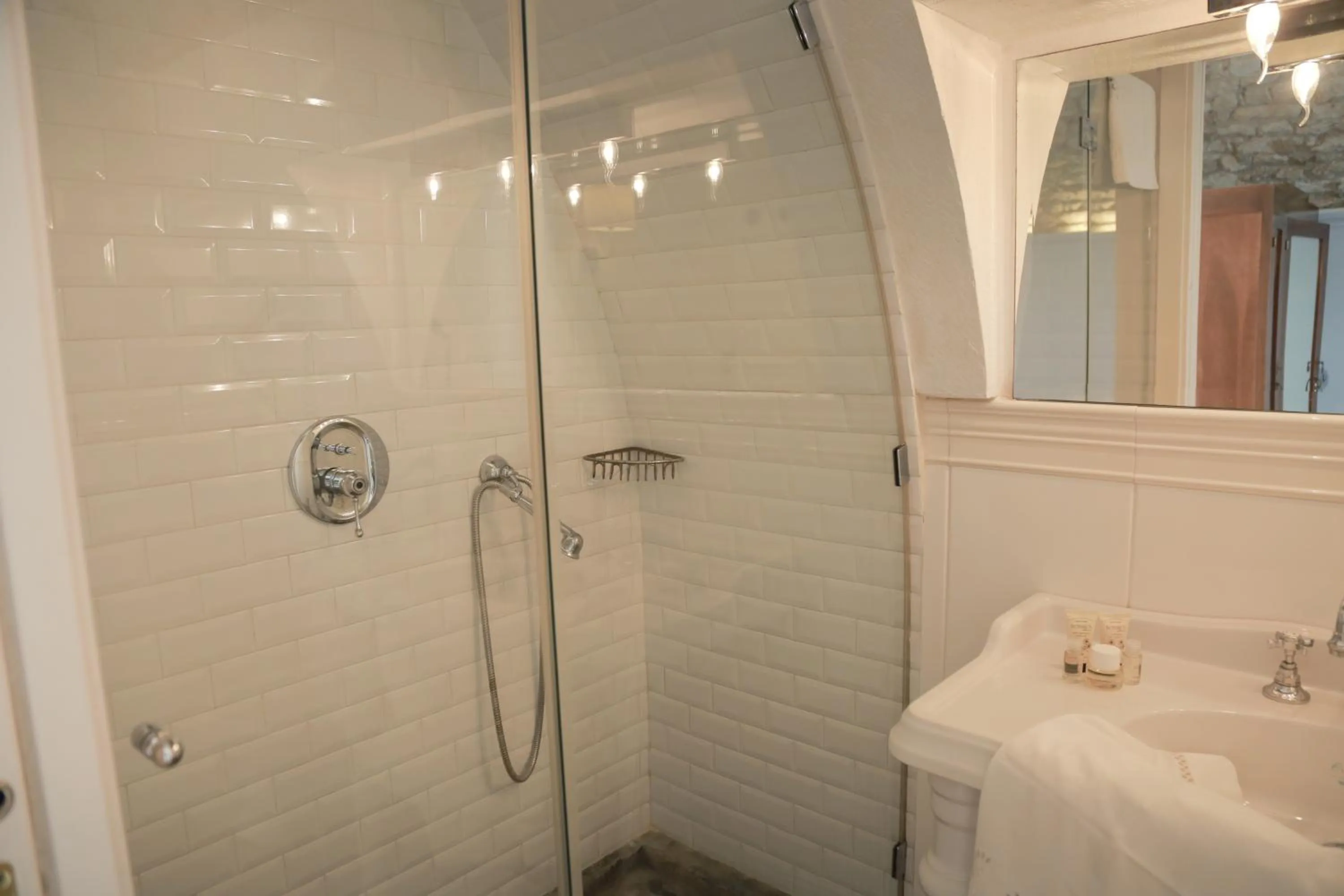 Bathroom in Gli Orti Di Malva B&B