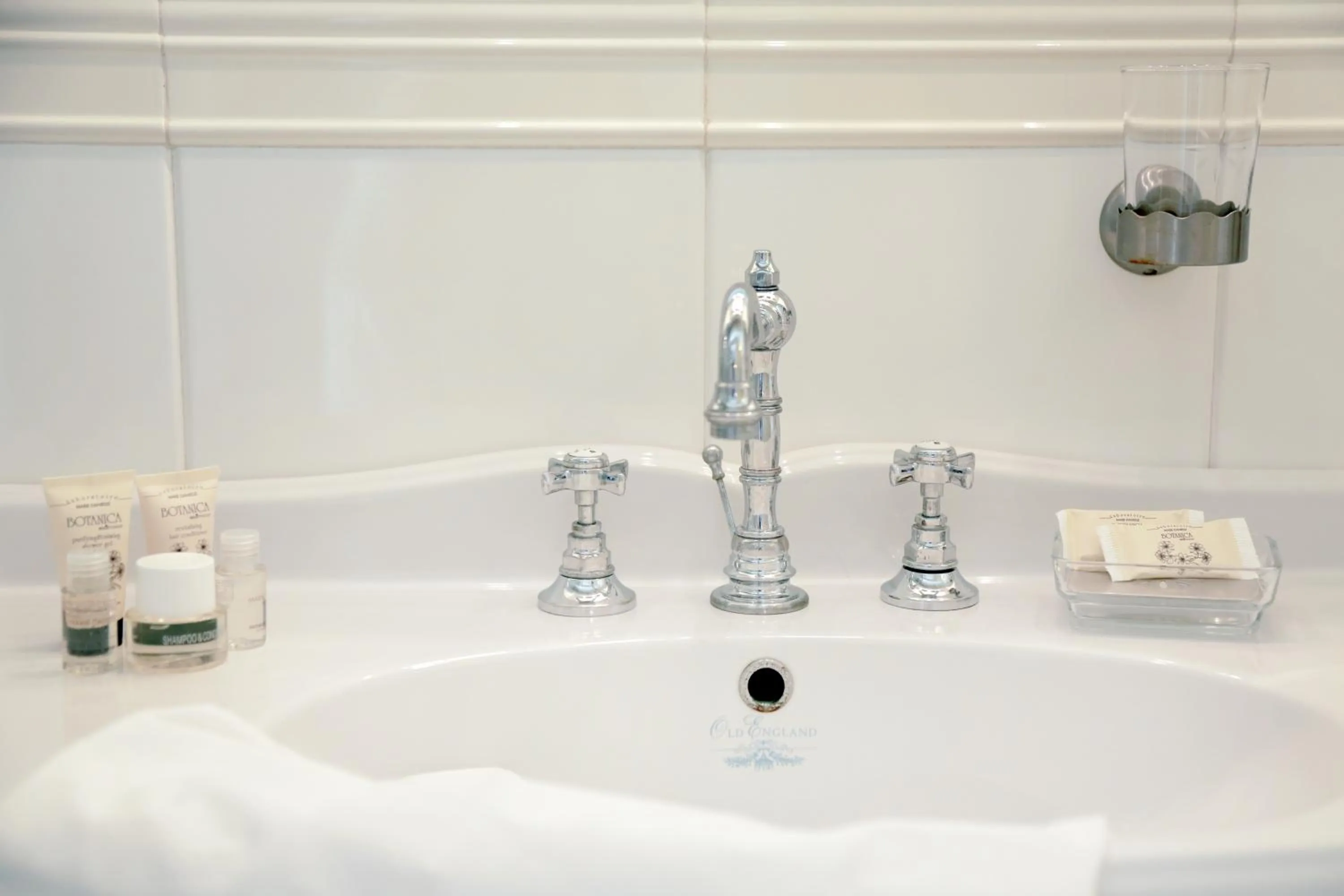 Bathroom in Gli Orti Di Malva B&B