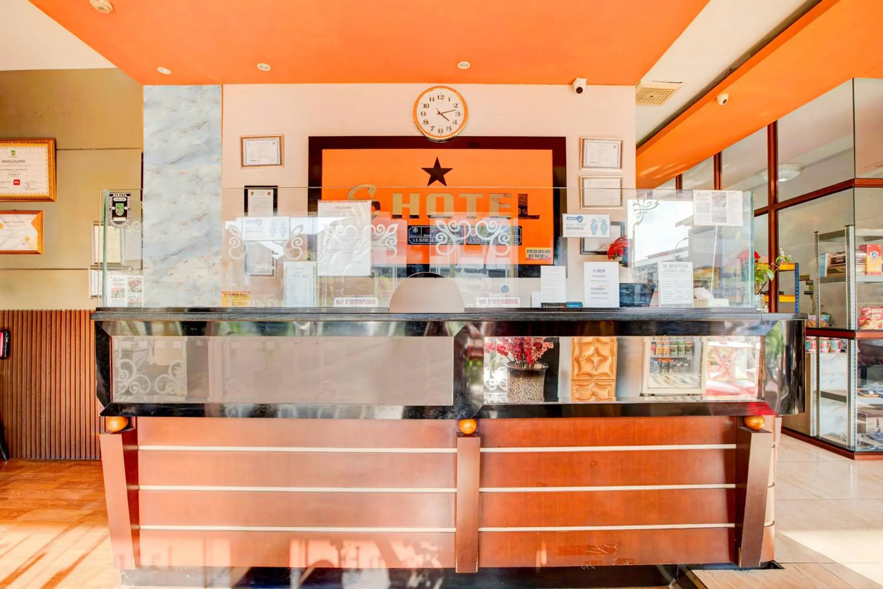 Lobby or reception in Dancenter S Hotel Lobby or reception in Dancenter S Hotel