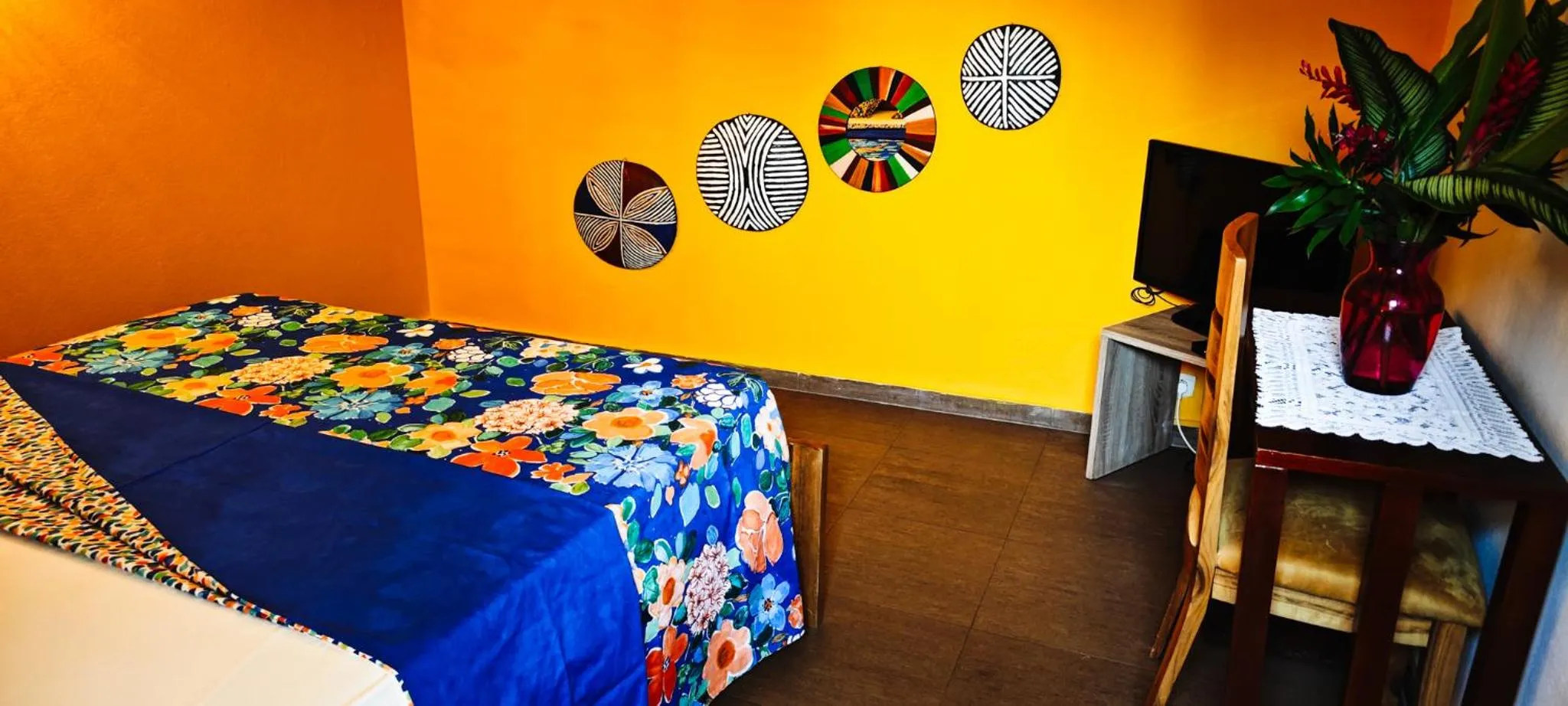 Bed in Villa Oasis Abidjan