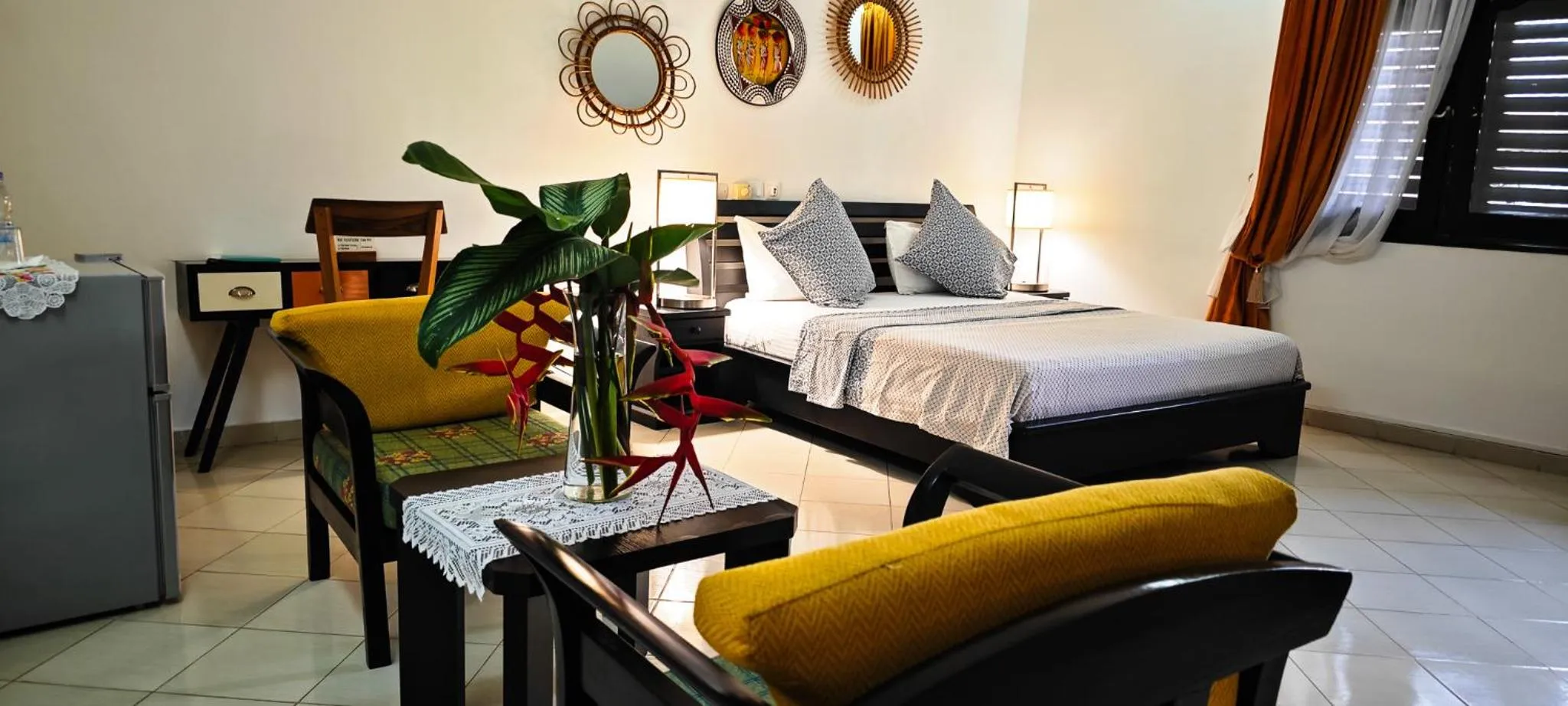 Bed in Villa Oasis Abidjan