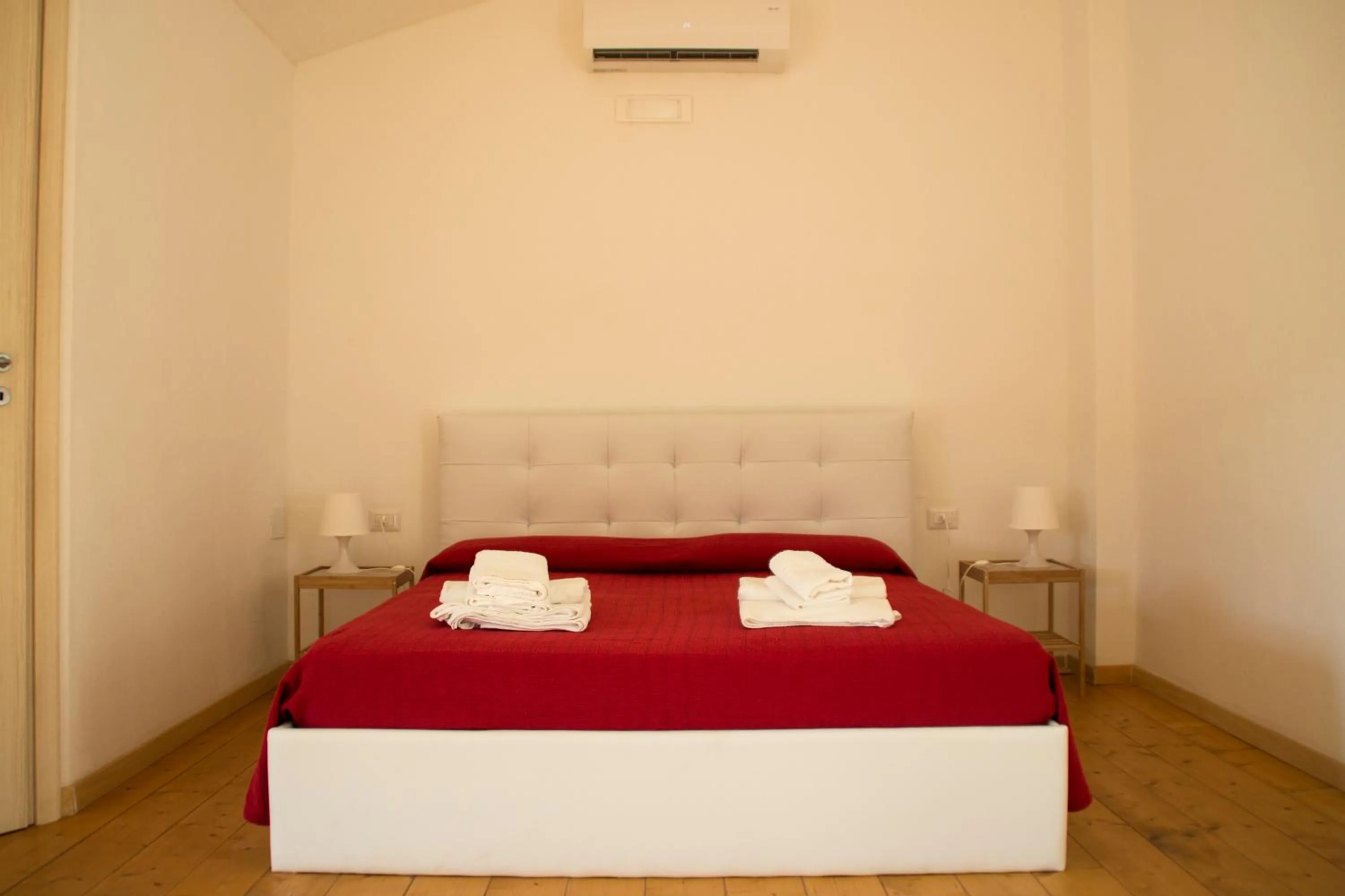 Bed in Fontana La Pietra