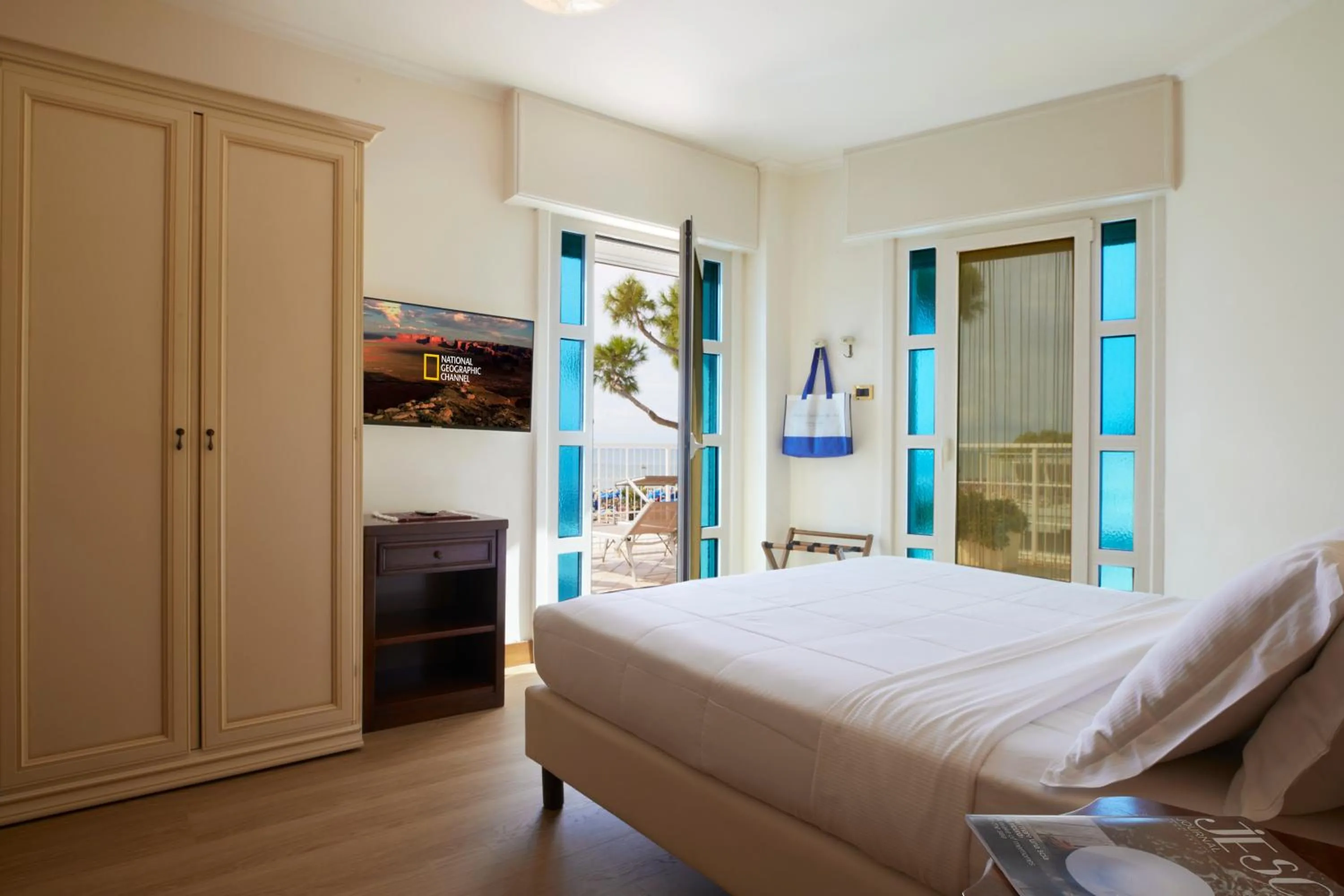 Termini Beach Hotel & Suites