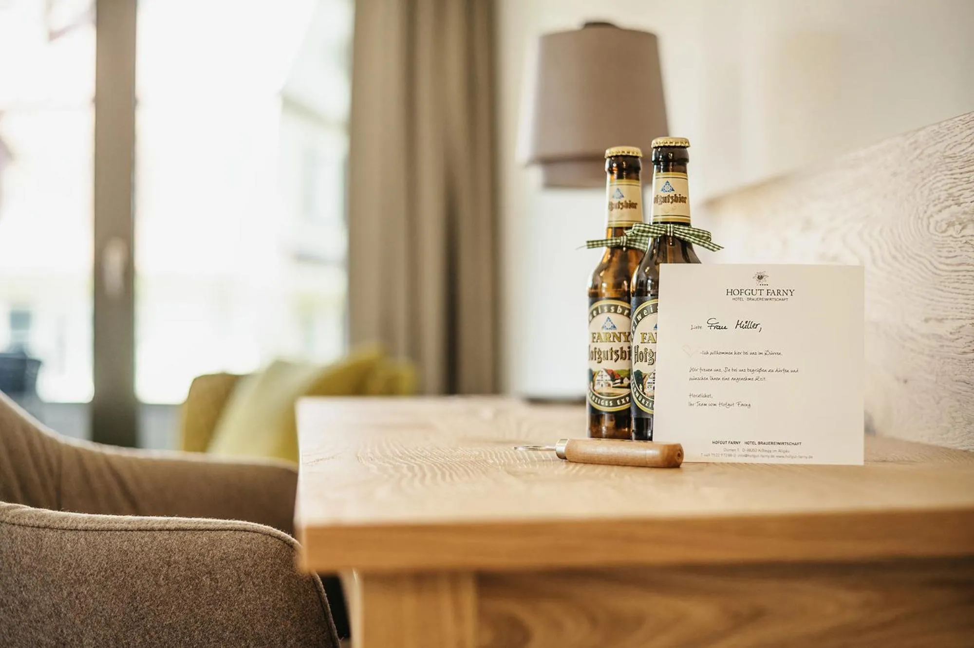 Photo of the whole room in Hofgut Farny