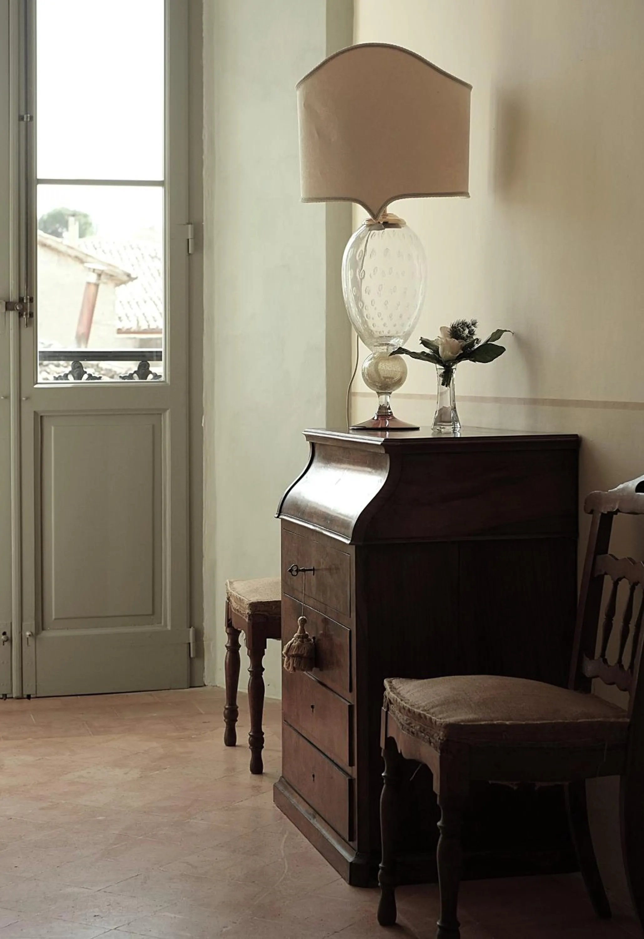 Communal lounge/ TV room in B&B Palazzo Mattei