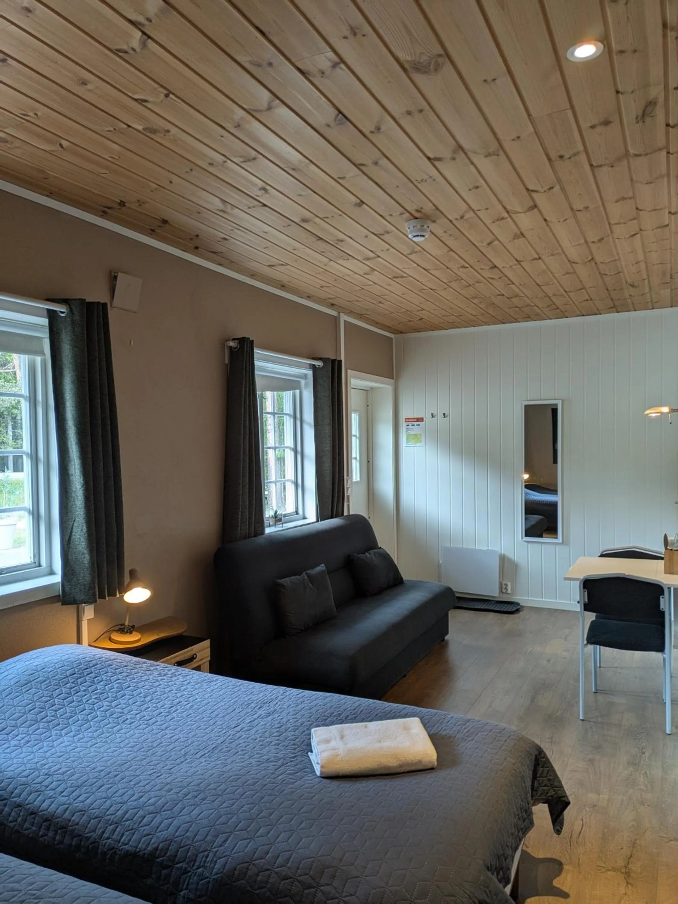 Telemark Motel and Apartment