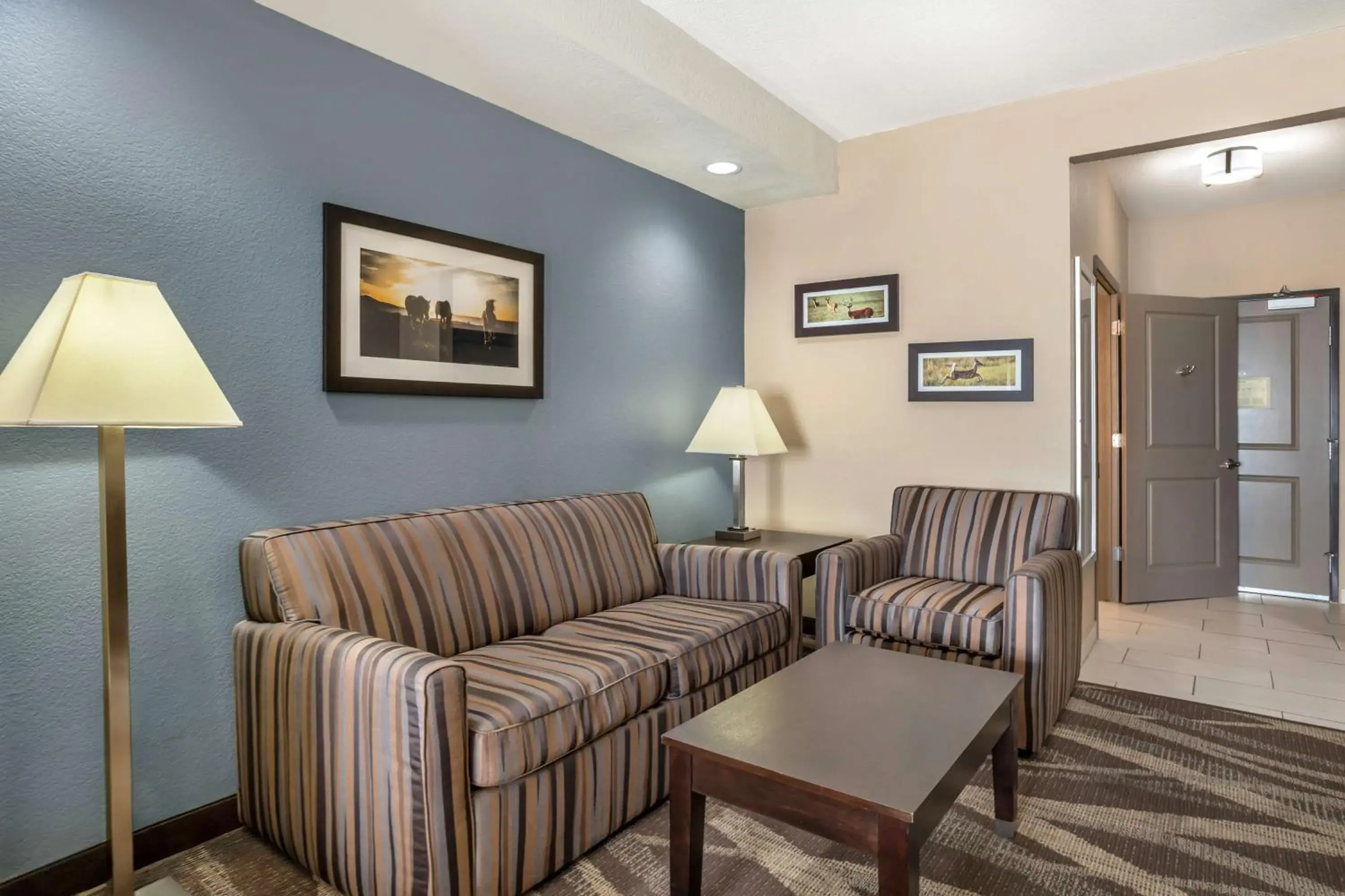 Photo of the whole room in Best Western Plus Lake Jackson Inn & Suites Photo of the whole room in Best Western Plus Lake Jackson Inn & Suites